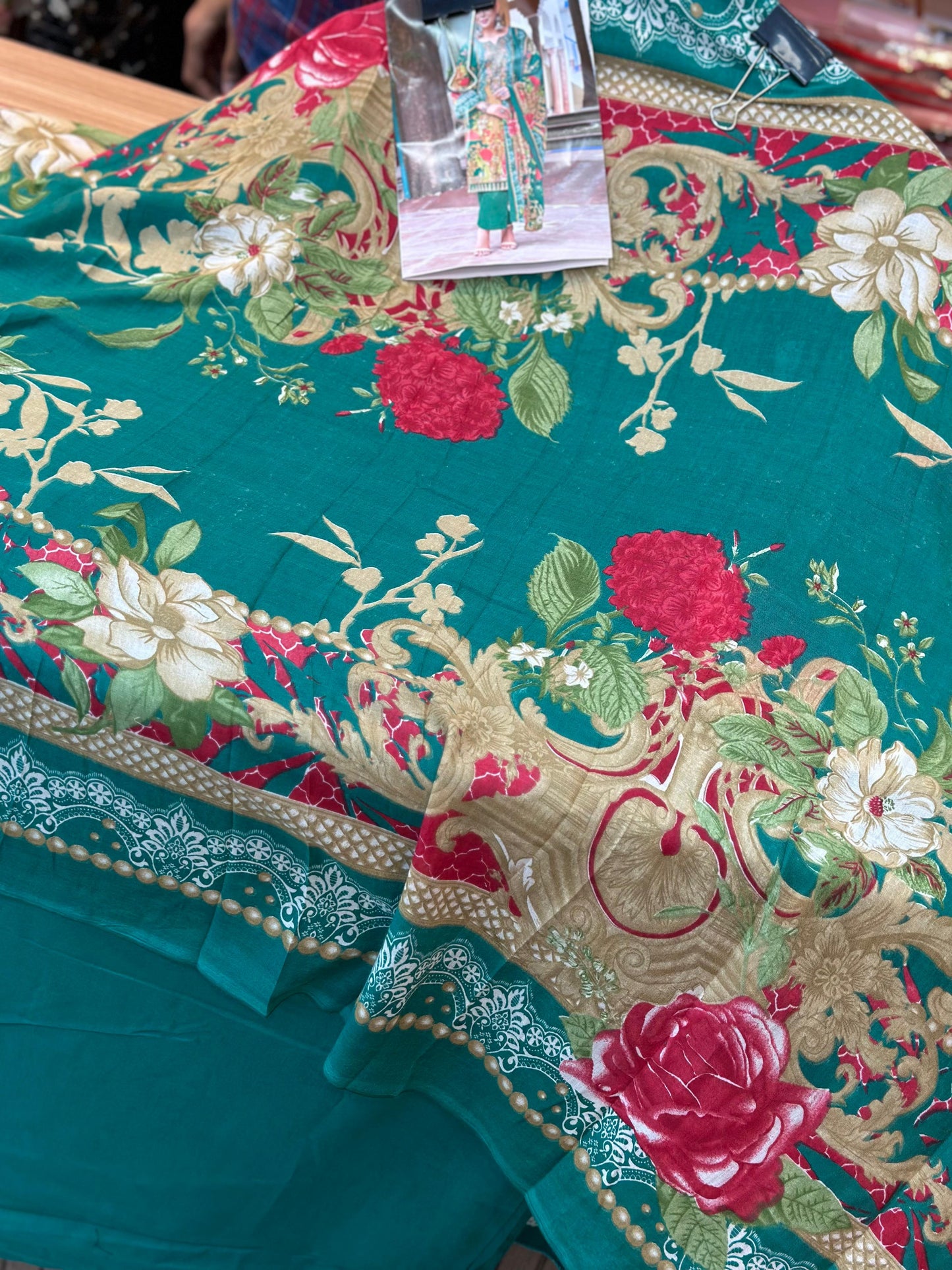 541 Pakistani Unstitched suit