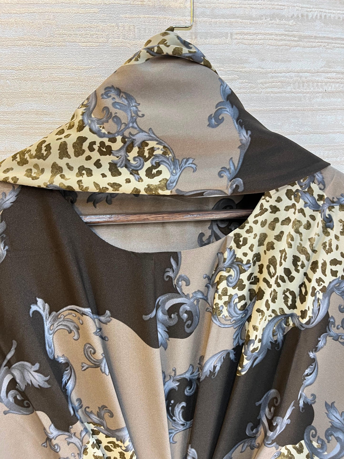 1099 Floral Kaftan Coord Set - Taupe Brown