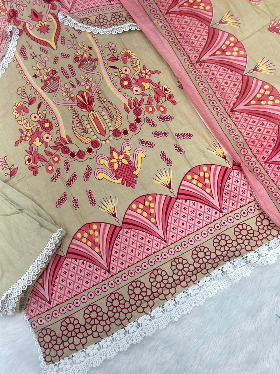 930 Pakistani Embroidered Suit
