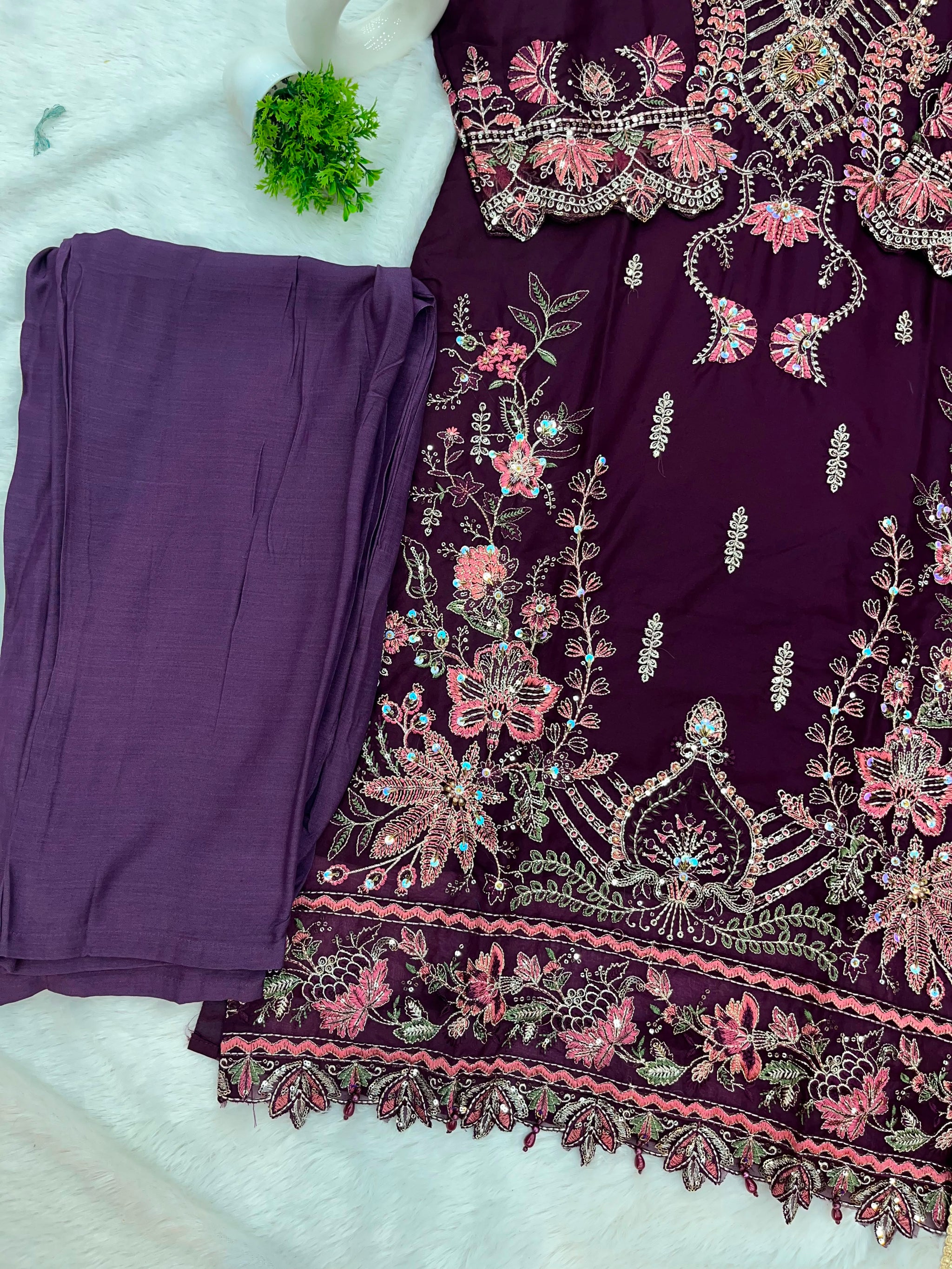 1146 Premium Pakistani Partywear - Burgundy