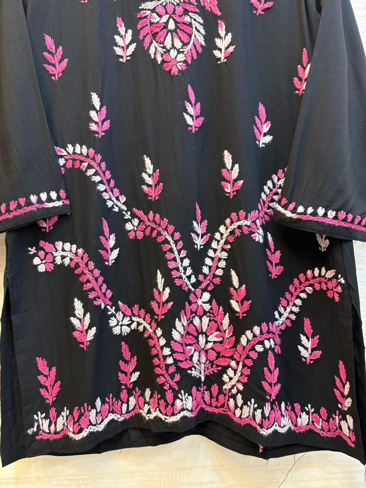 617 Lucknowi Short Kurti Set  Black - Dark Pink