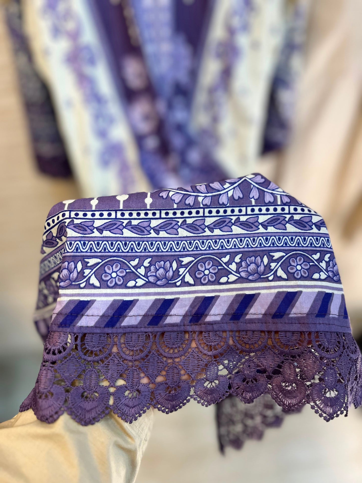1087 Pakistani Printed Suit