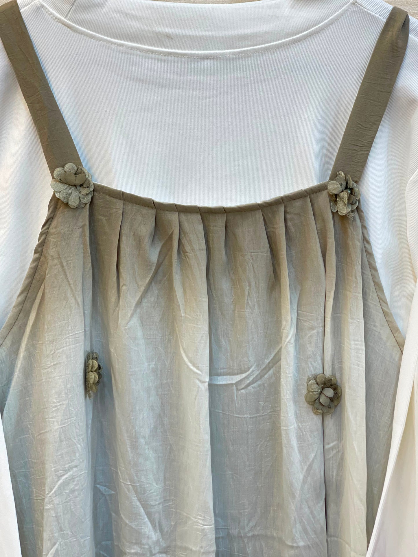 1015 Floral Flare Coord Set - Taupe Gray