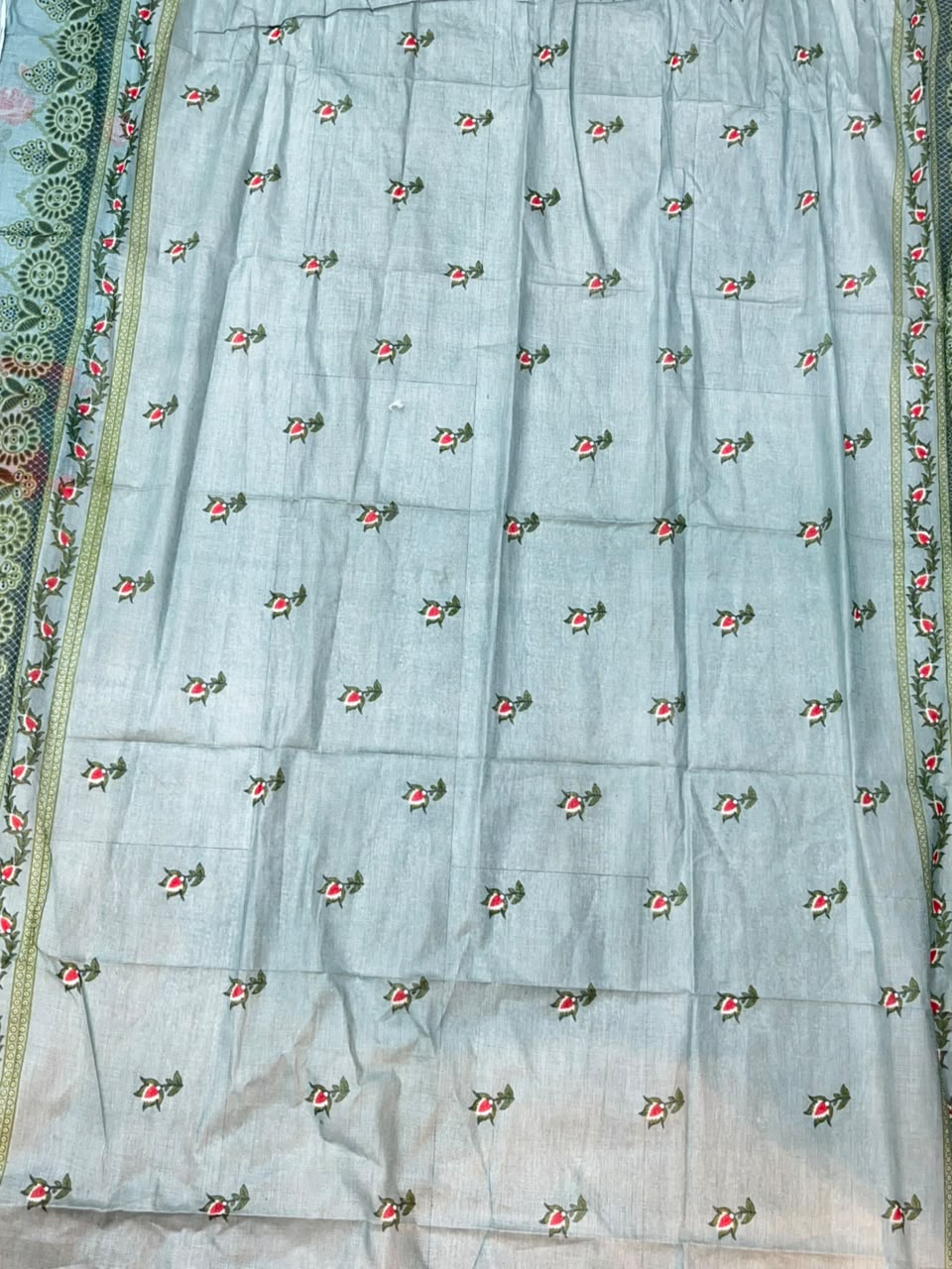 1500 Pakistani Embroidered Suit