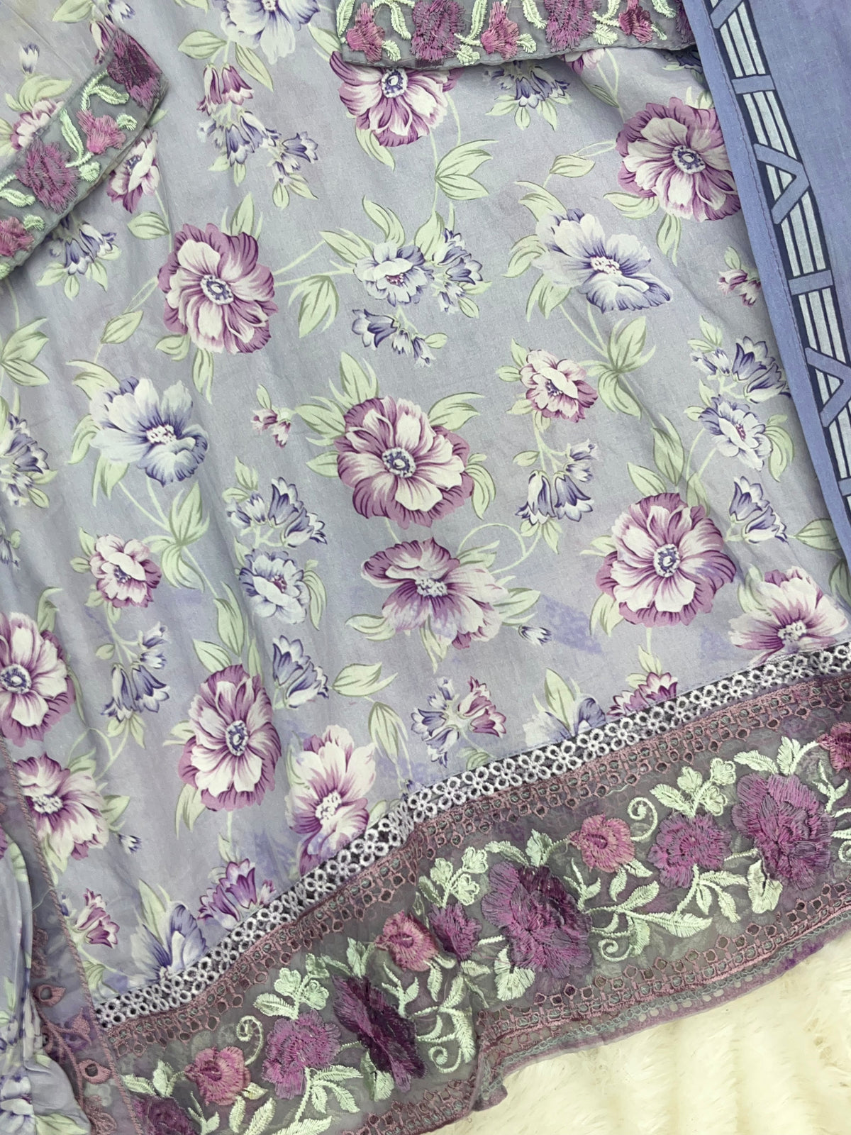 1441 Mausumery Foral Lawn Suit - Lavender