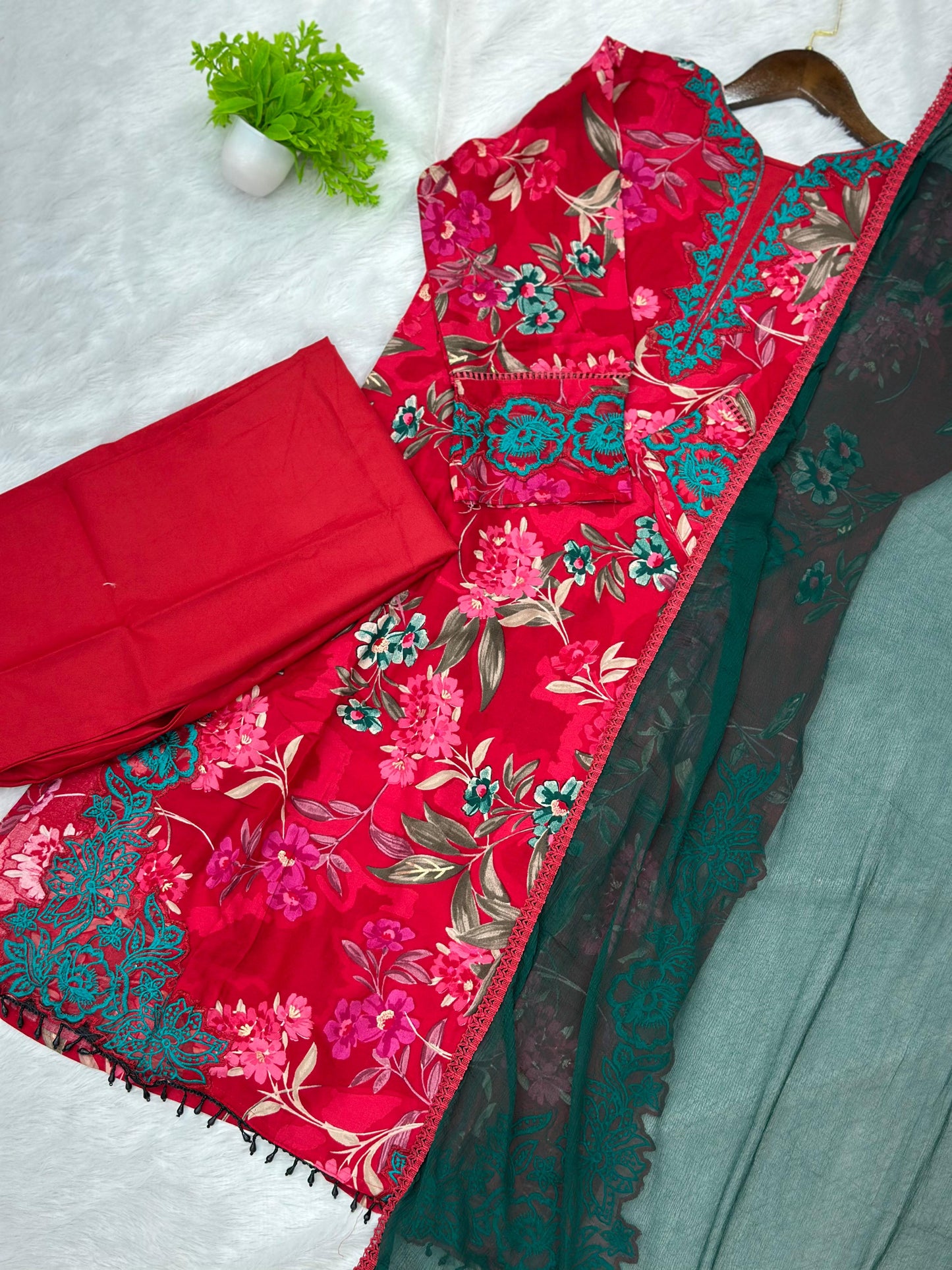 818 Readymade Pakistani Printed Coord-Set