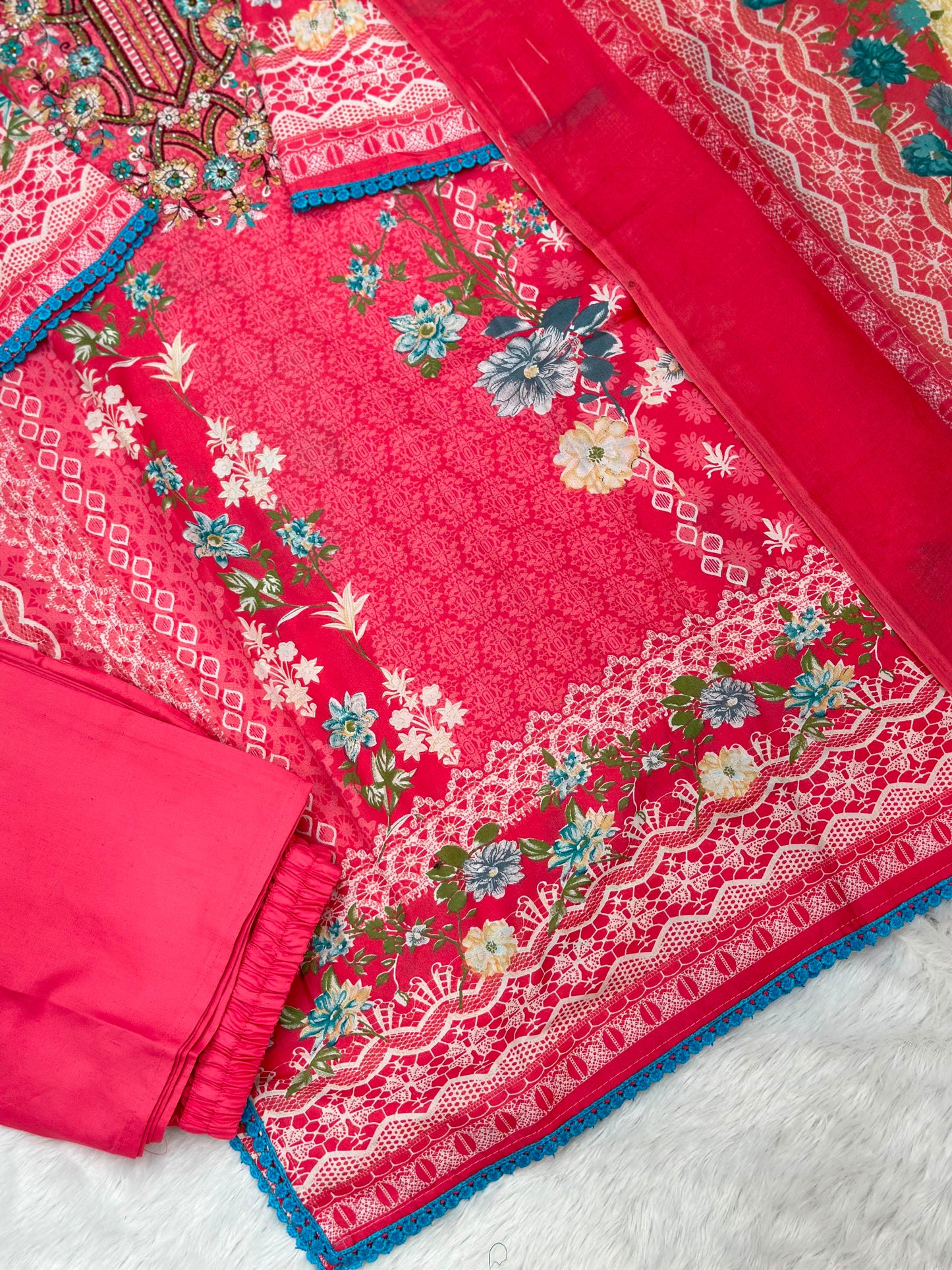 947 Pakistani Embroidered Suit