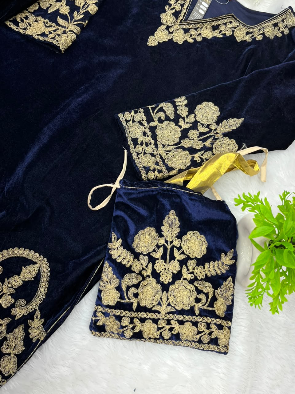 1283 Imported Velvet Coordset