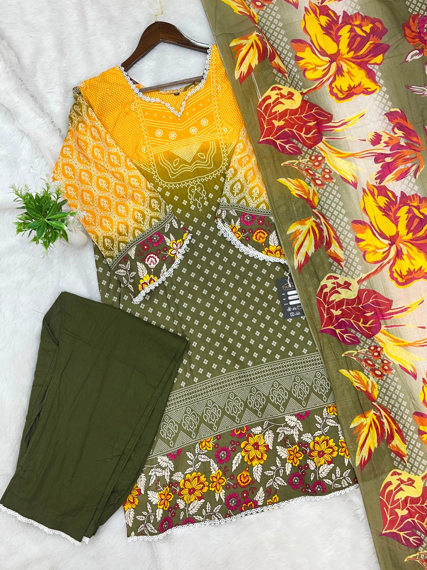 1321 Pakistani Printed Suit