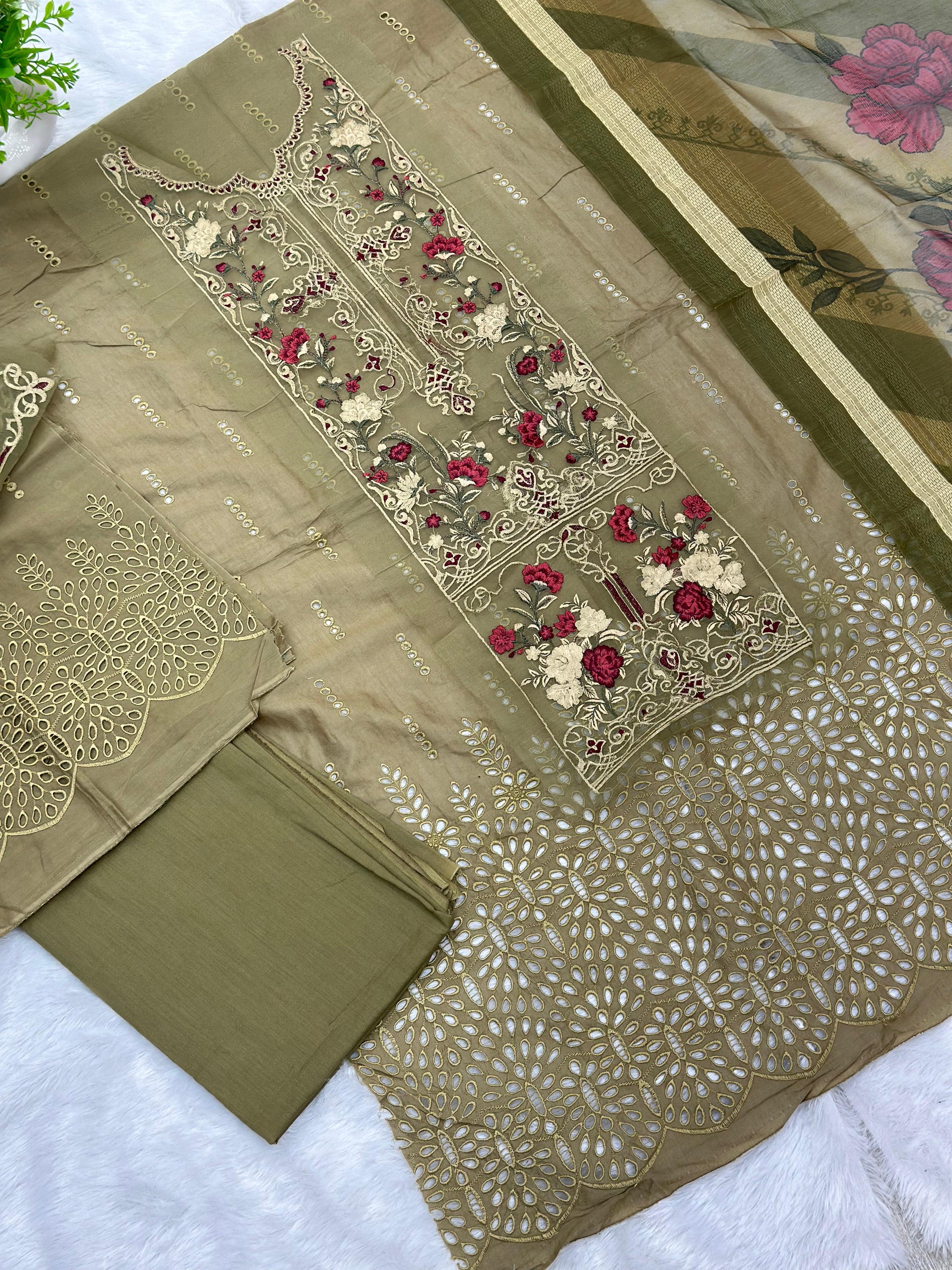 891 Unstitched OG Adan's Libas Zaria Chikankari Lawn Suit