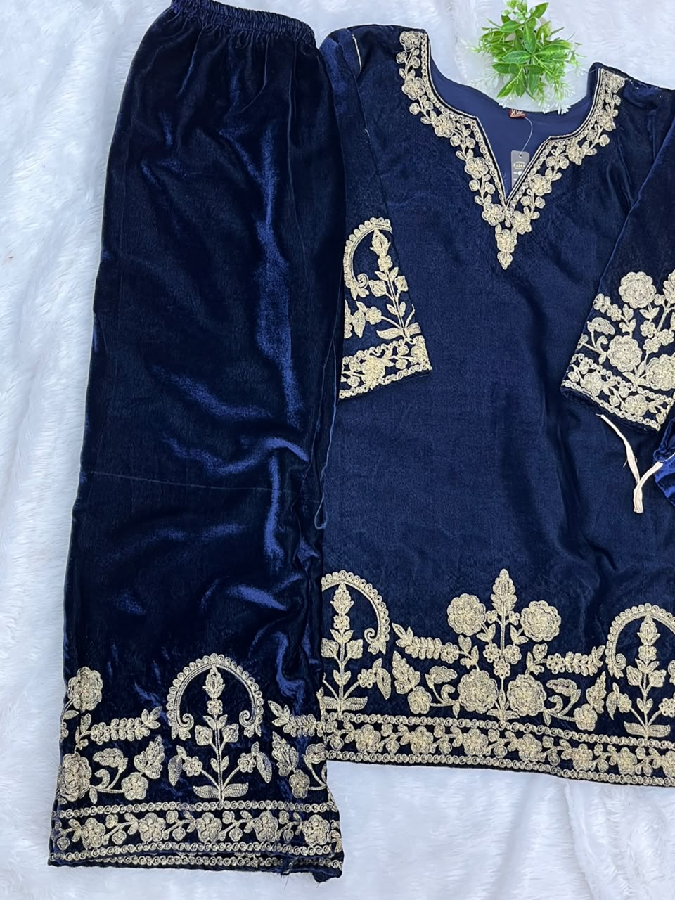 1283 Imported Velvet Coordset
