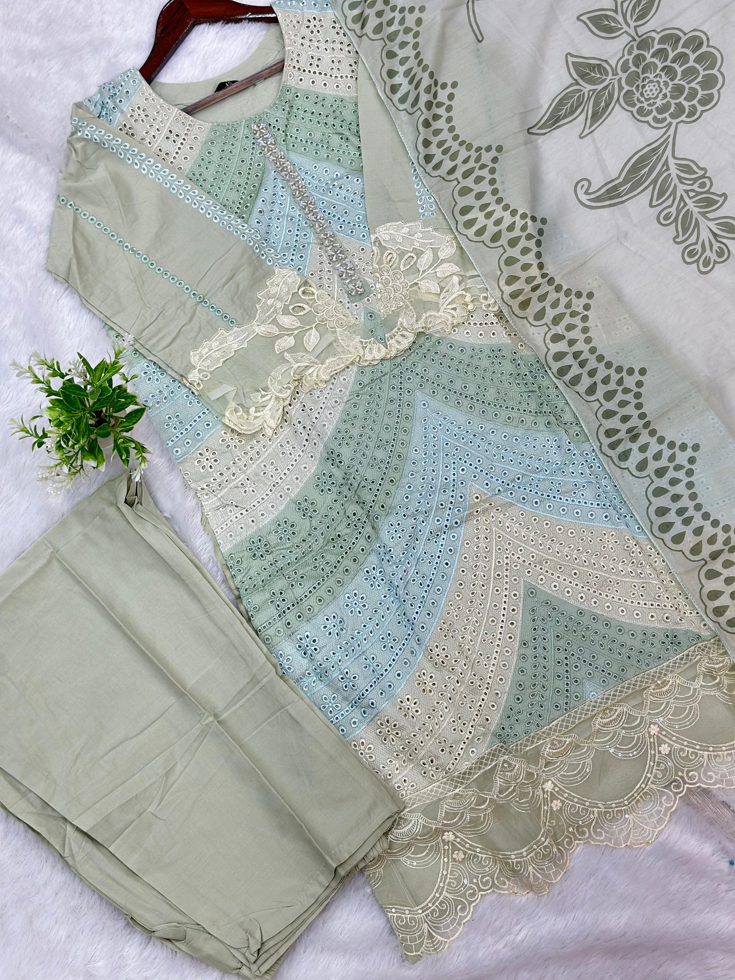 752 Readymade Pakistani Heavy Chikankari Suit