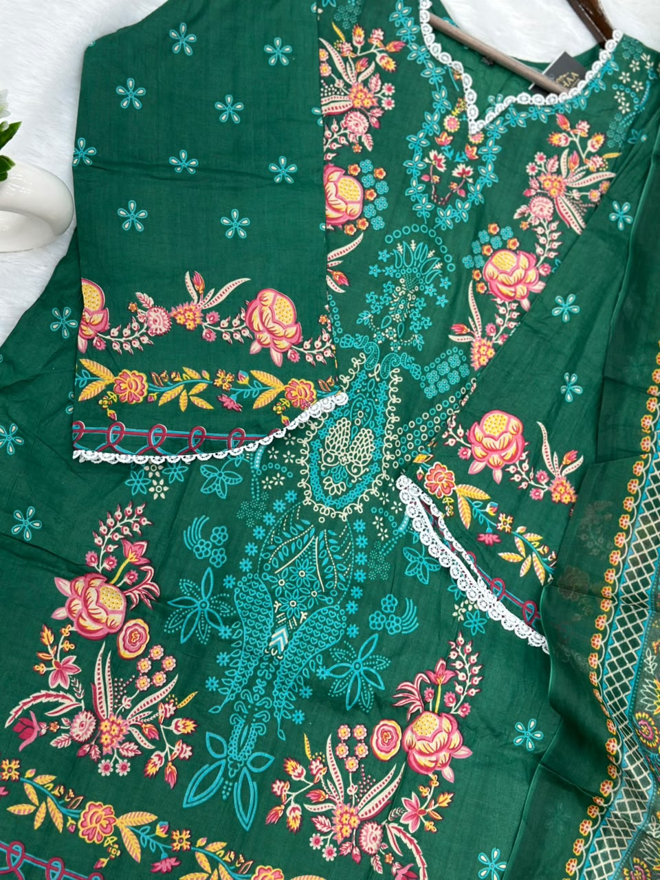 935 Pakistani Embroidered Suit