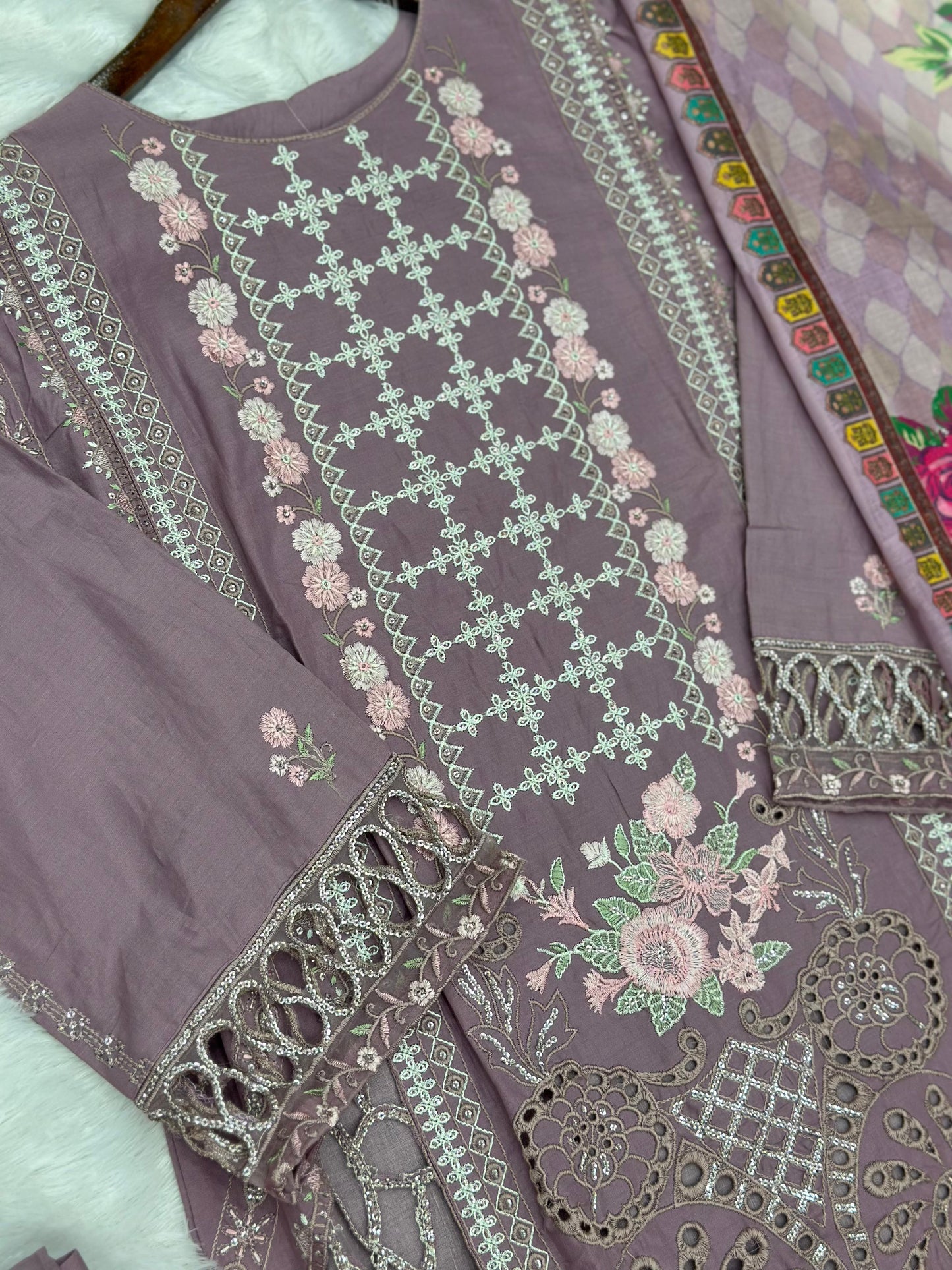 643 Premium Pakistani Lawn Suit