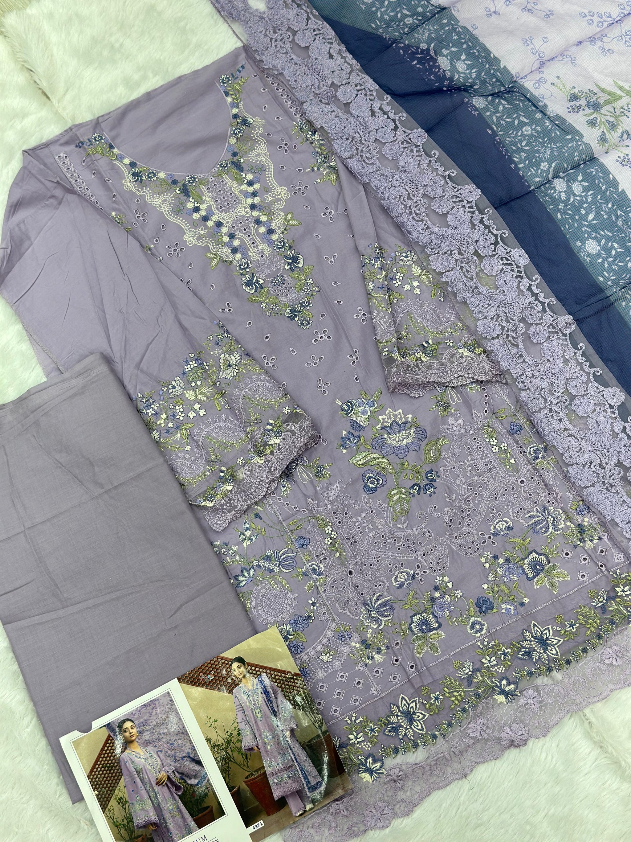 836 Kahf Pakistani Unstitched Lawn Suit