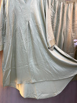 962 Modest Long Coord-Set - line Green