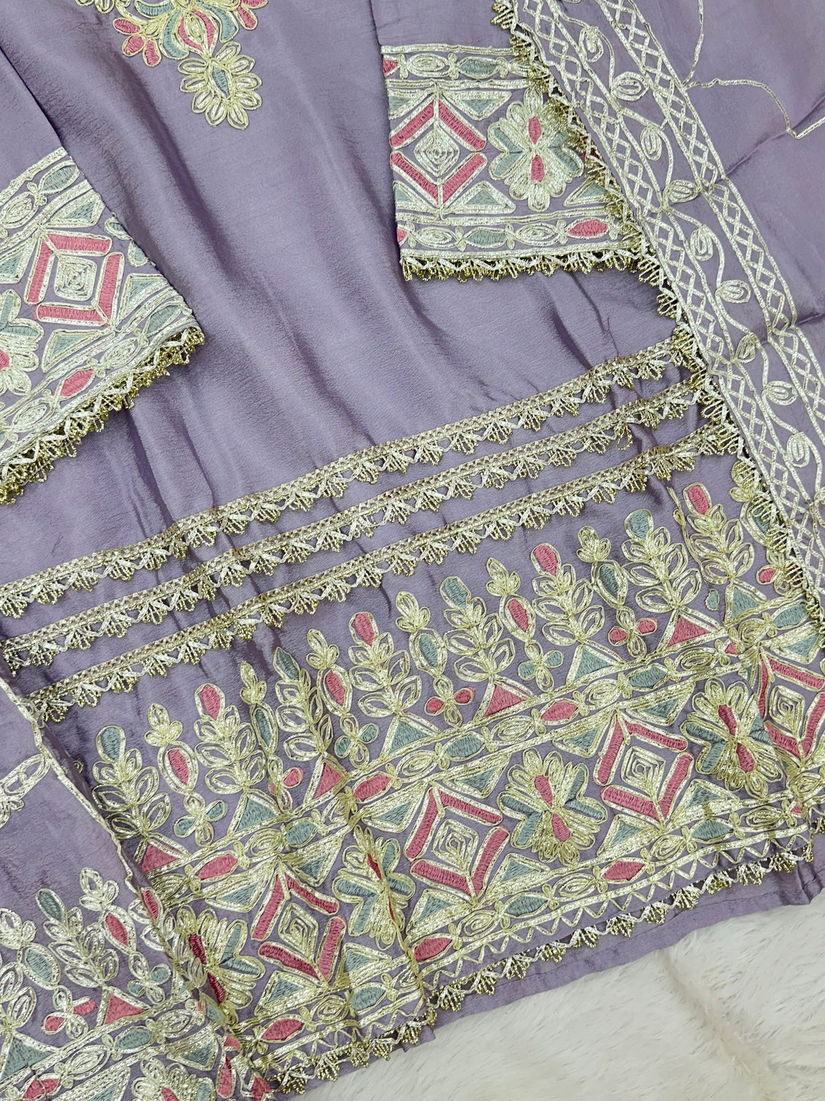 1435 Heavy Pakistani Partywear - Greyish Purple