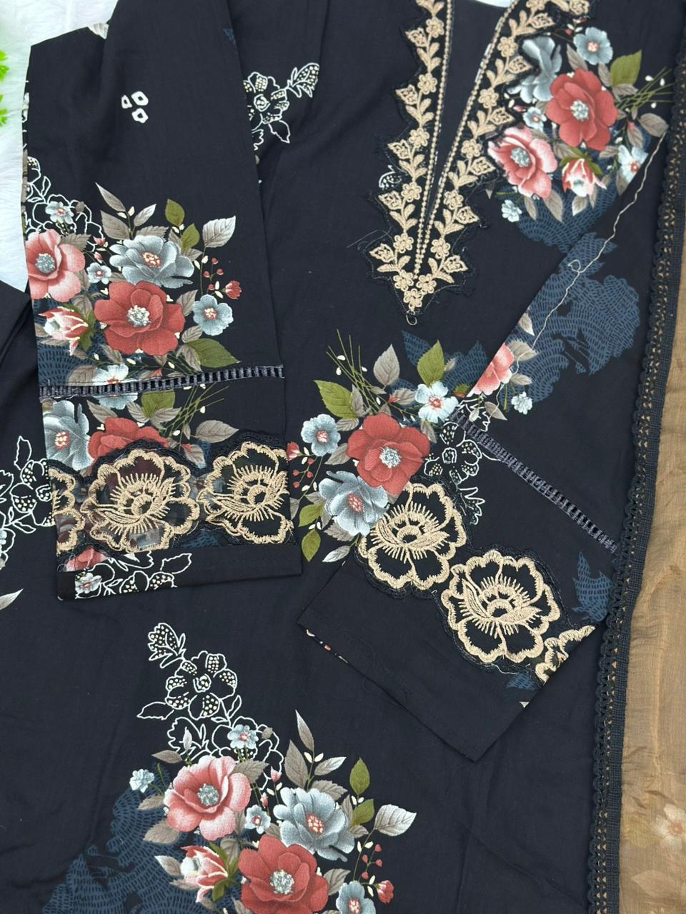 817 Readymade Pakistani Printed Coord-Set