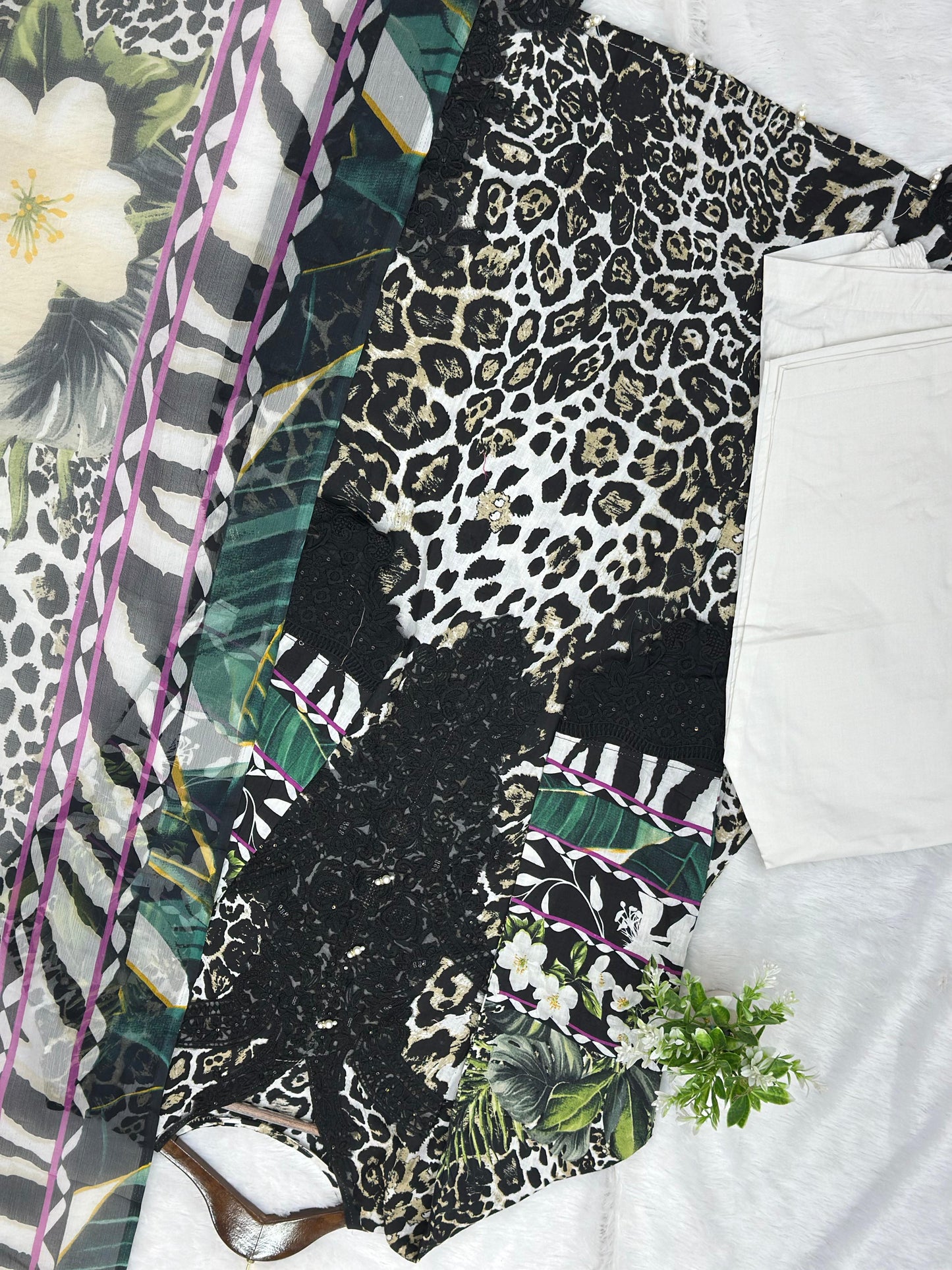 744 Readymade Jade Pakistani Floral Printed Lawn Suit - Cotton