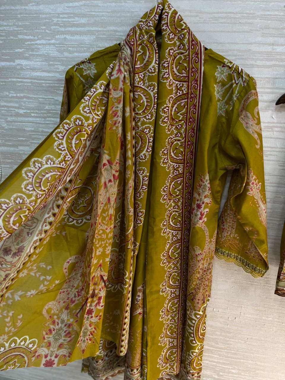 1104 Pakistani Embroidered Suit