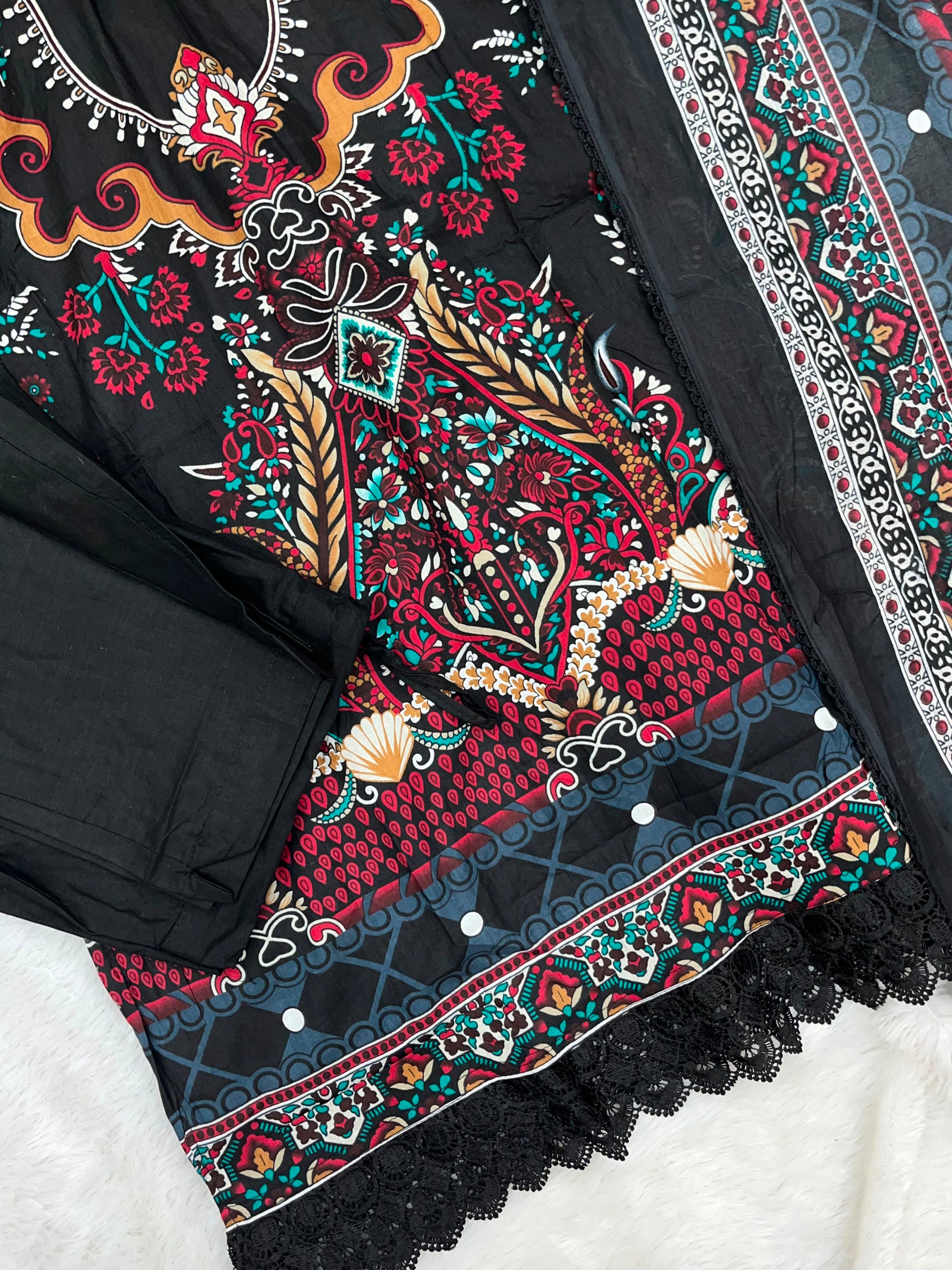 1215 Pakistani Embroidered Suit