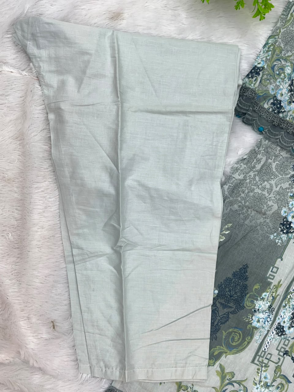 1498 Pakistani Heavy Lawn Suit - 6