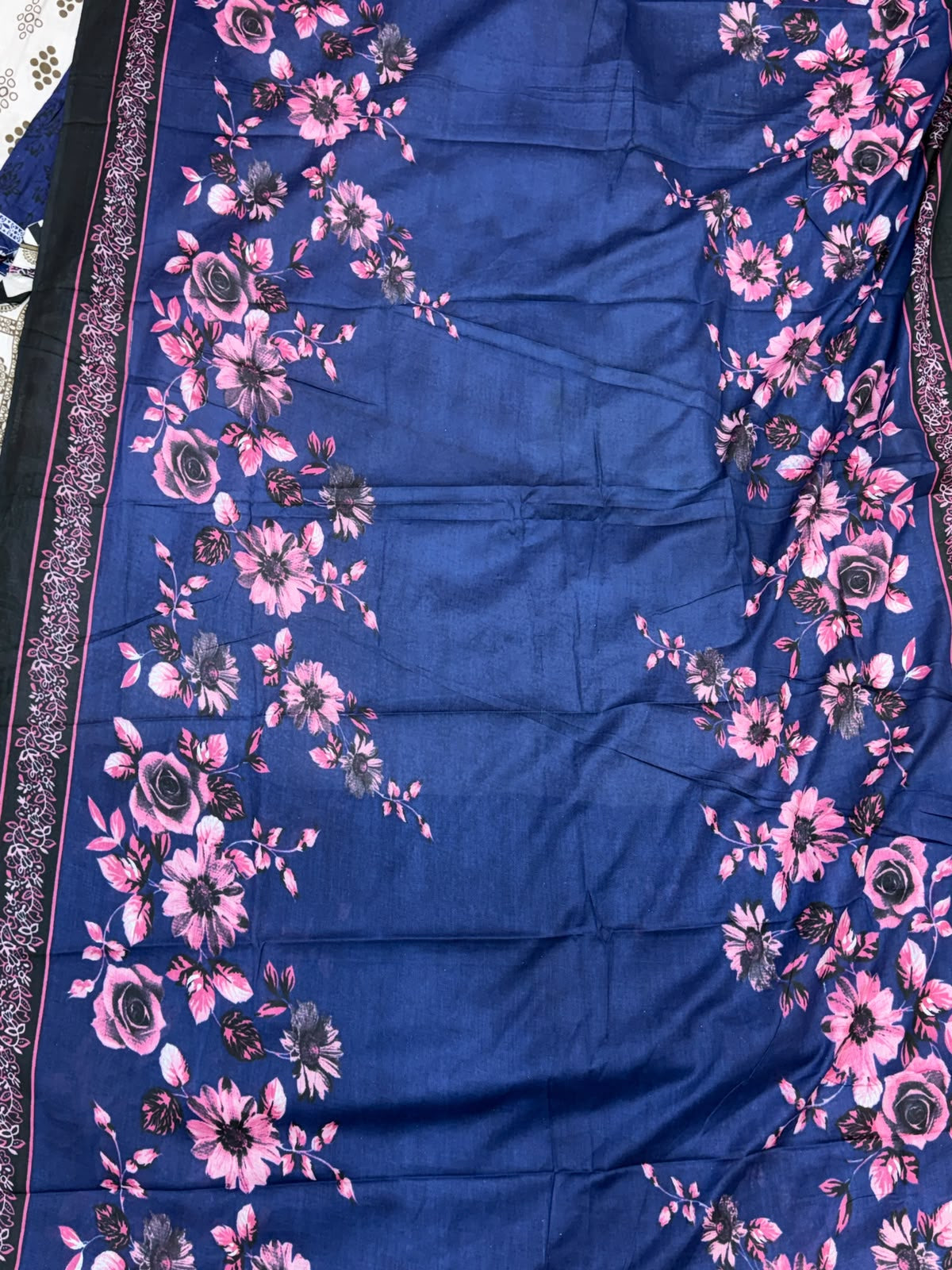 1450 Pakistani Embroidered Suit - Cream