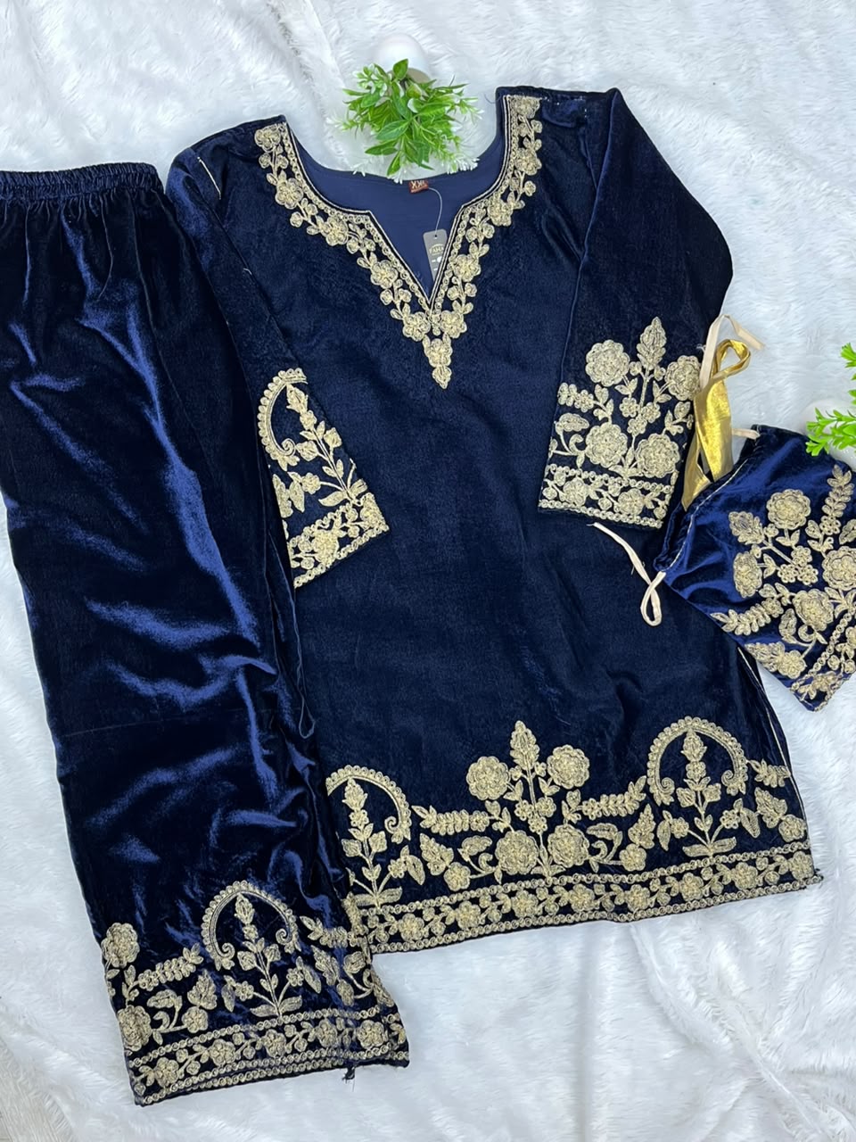 1283 Imported Velvet Coordset