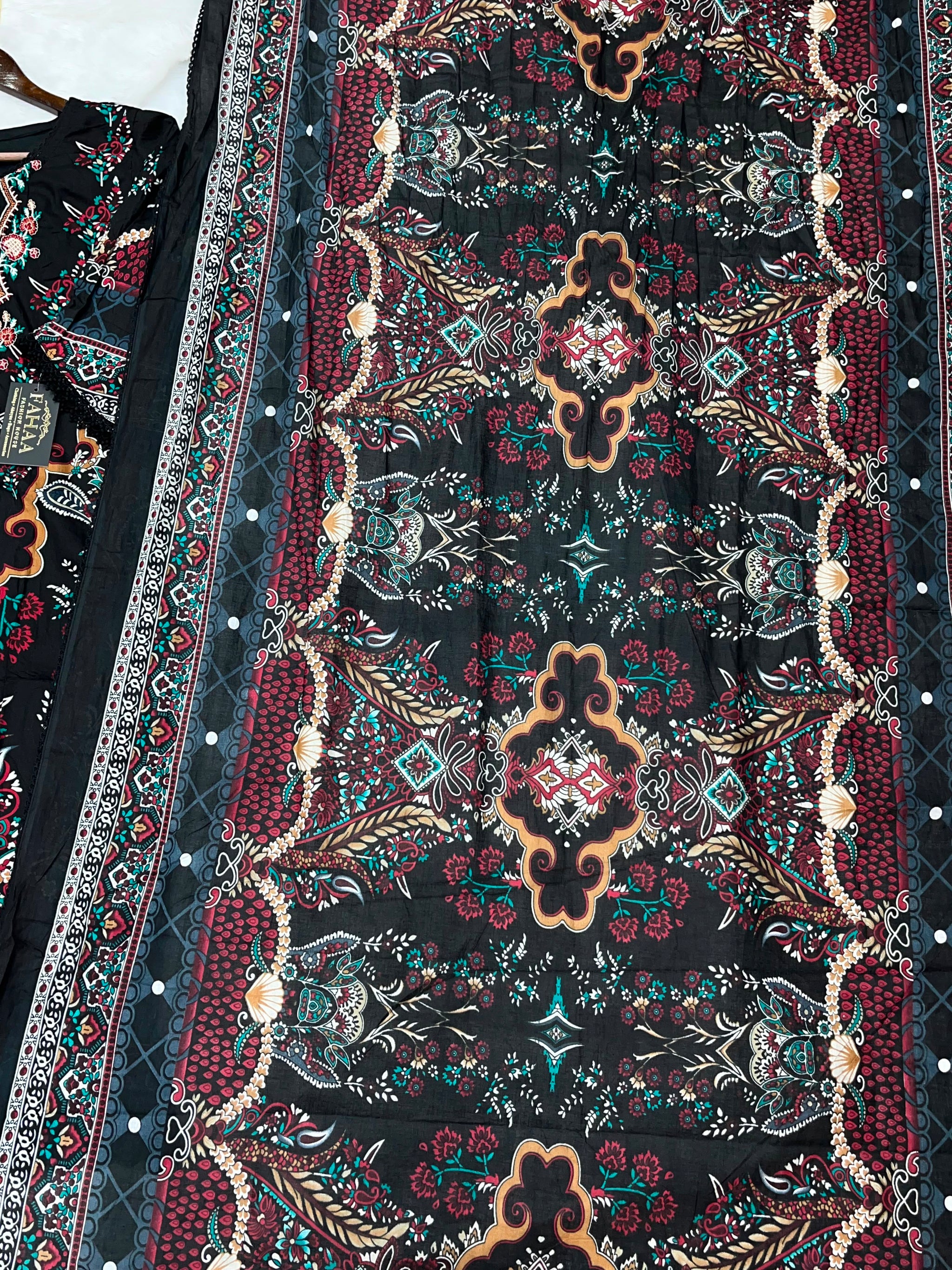 1215 Pakistani Embroidered Suit