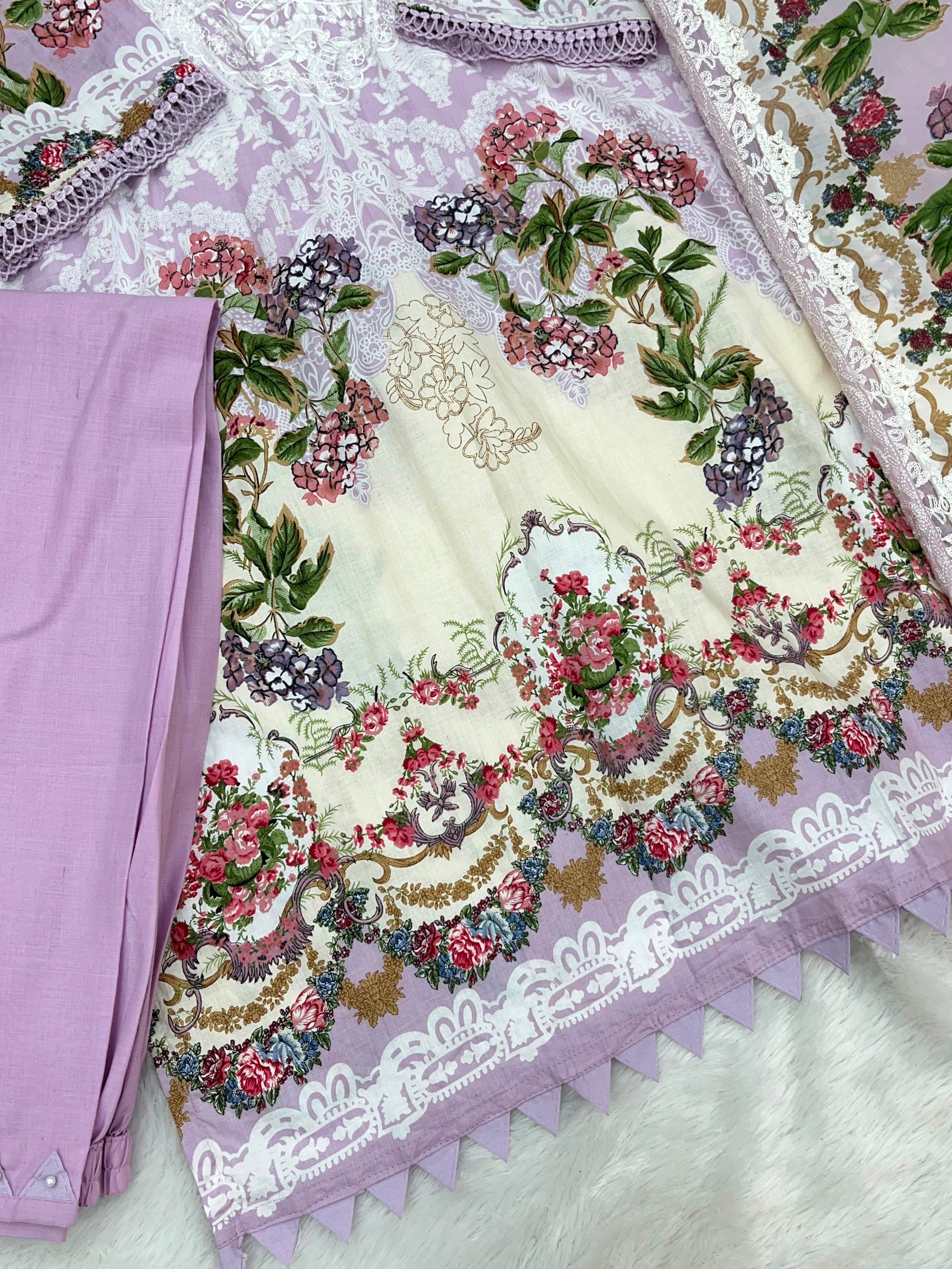 1333 Pakistani Lawn Suit