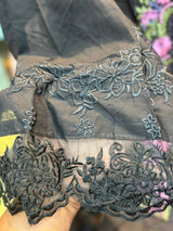 533 Maria-BUnstitched suit