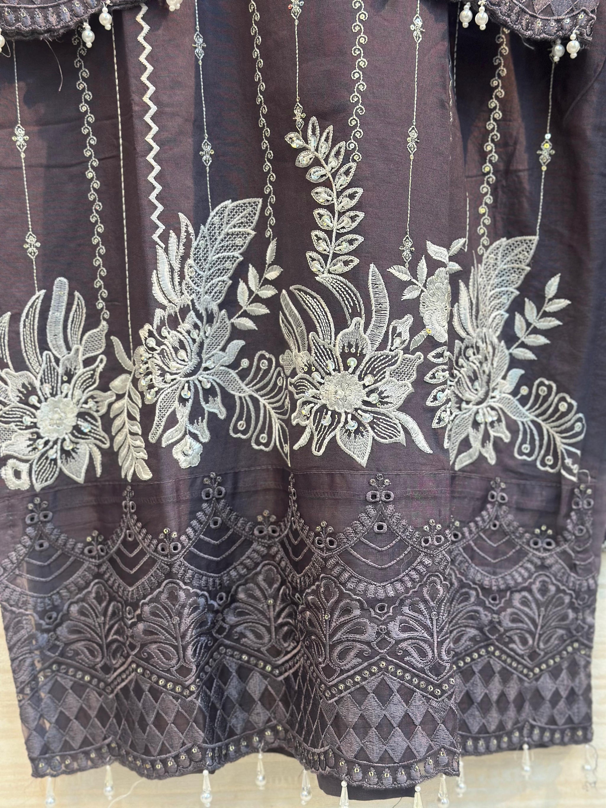 622 Premium Embroidered Pakistani Party Wear - Green