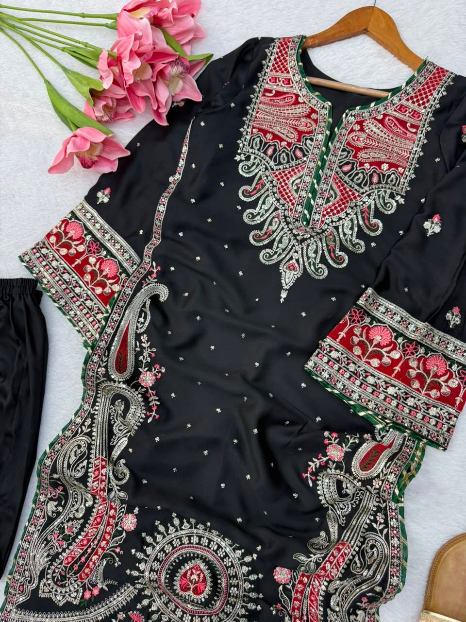 1319 Premium Pakistani Embroidered Black Kaftan 2 Pc Set