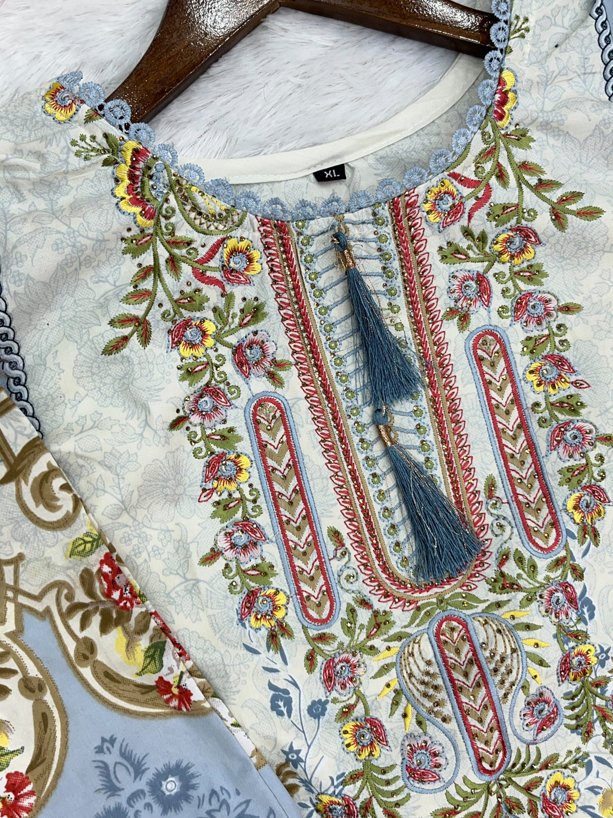 1449 Pakistani Embroidered Suit - Off White