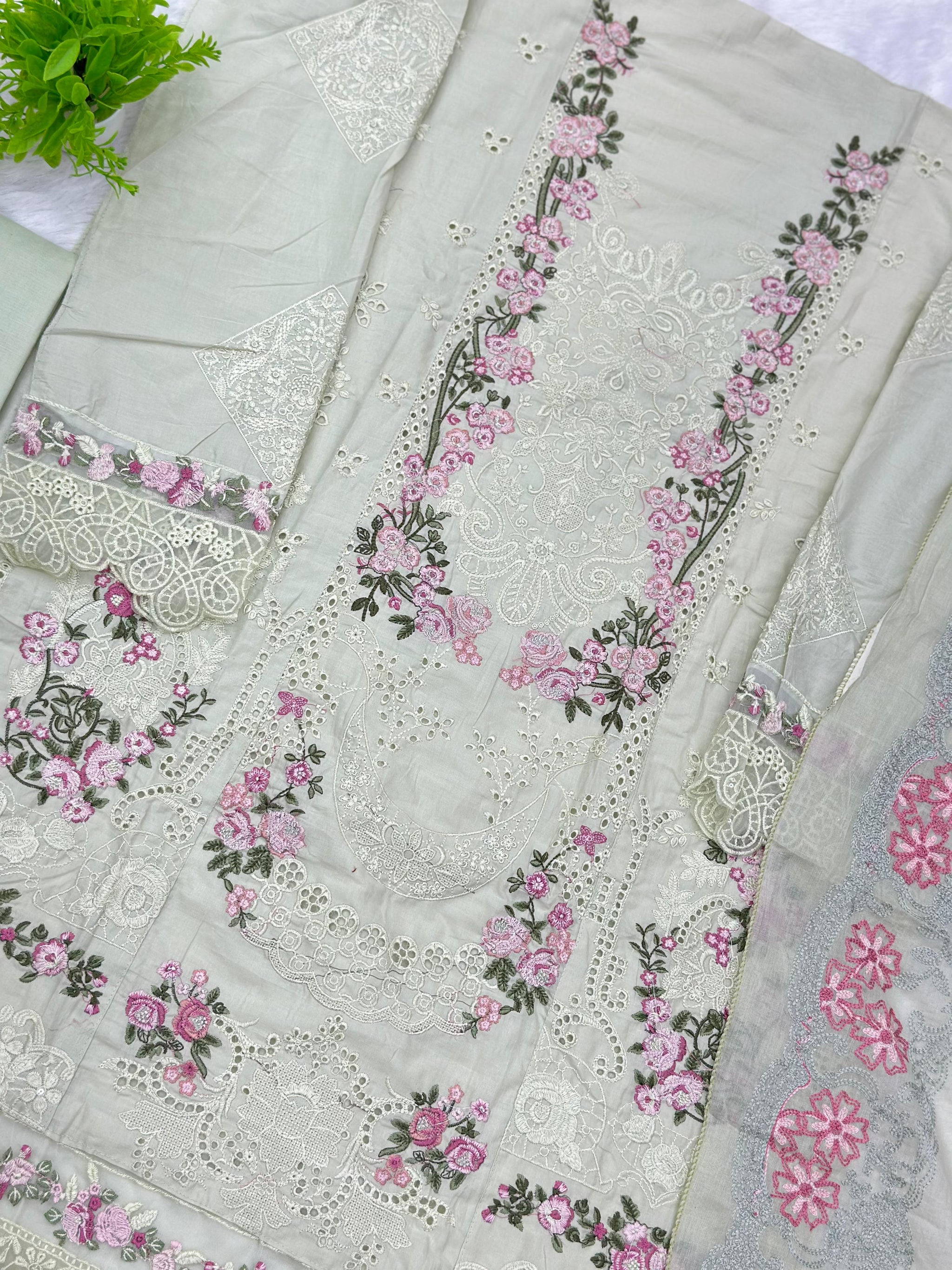 844 Elaf Pakistani Unstitched Lawn Suit