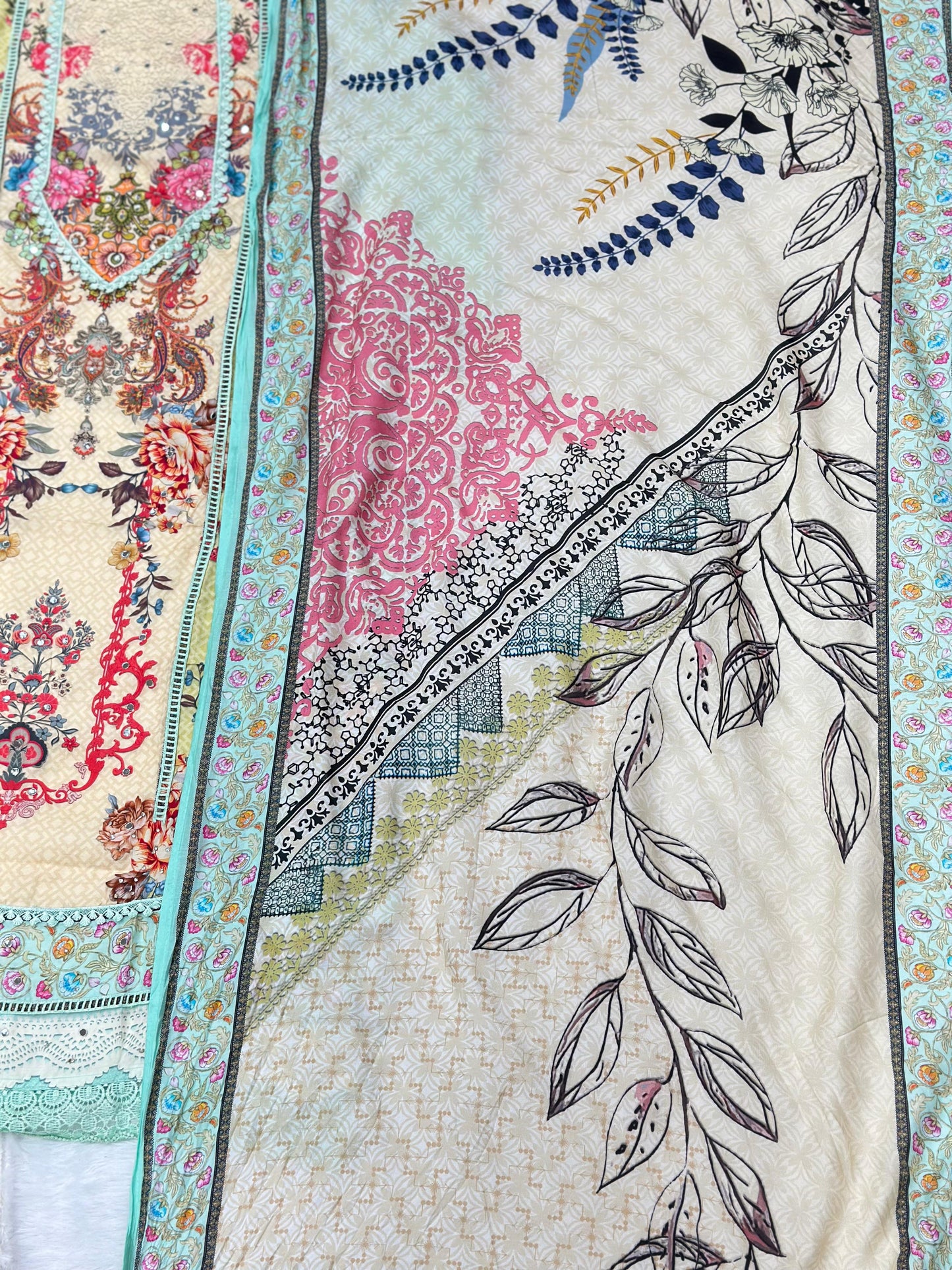 970 Unstitched Pakistani Suit