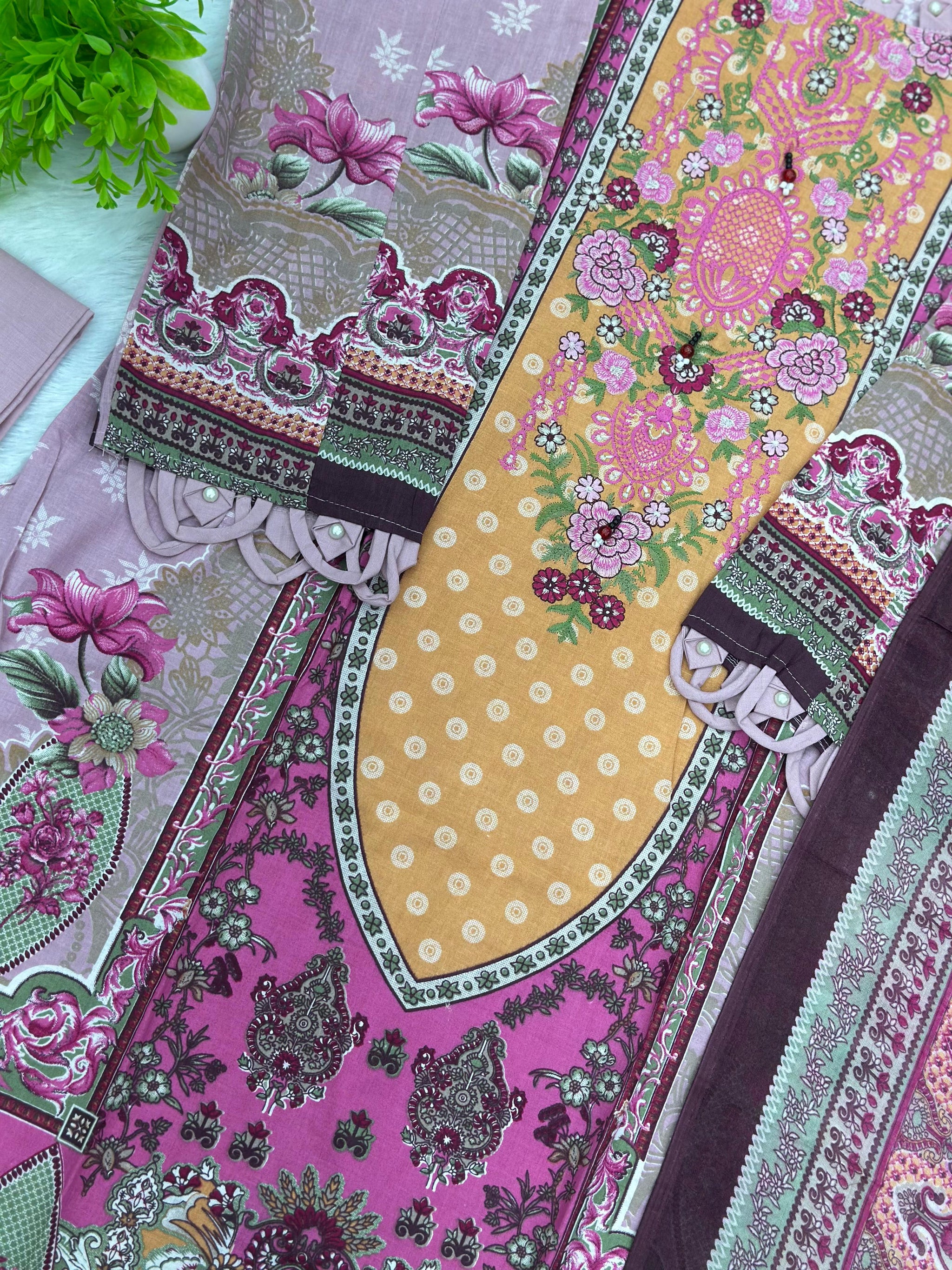 850 Readymade Pakistani Floral Embroidery Lawn Suit