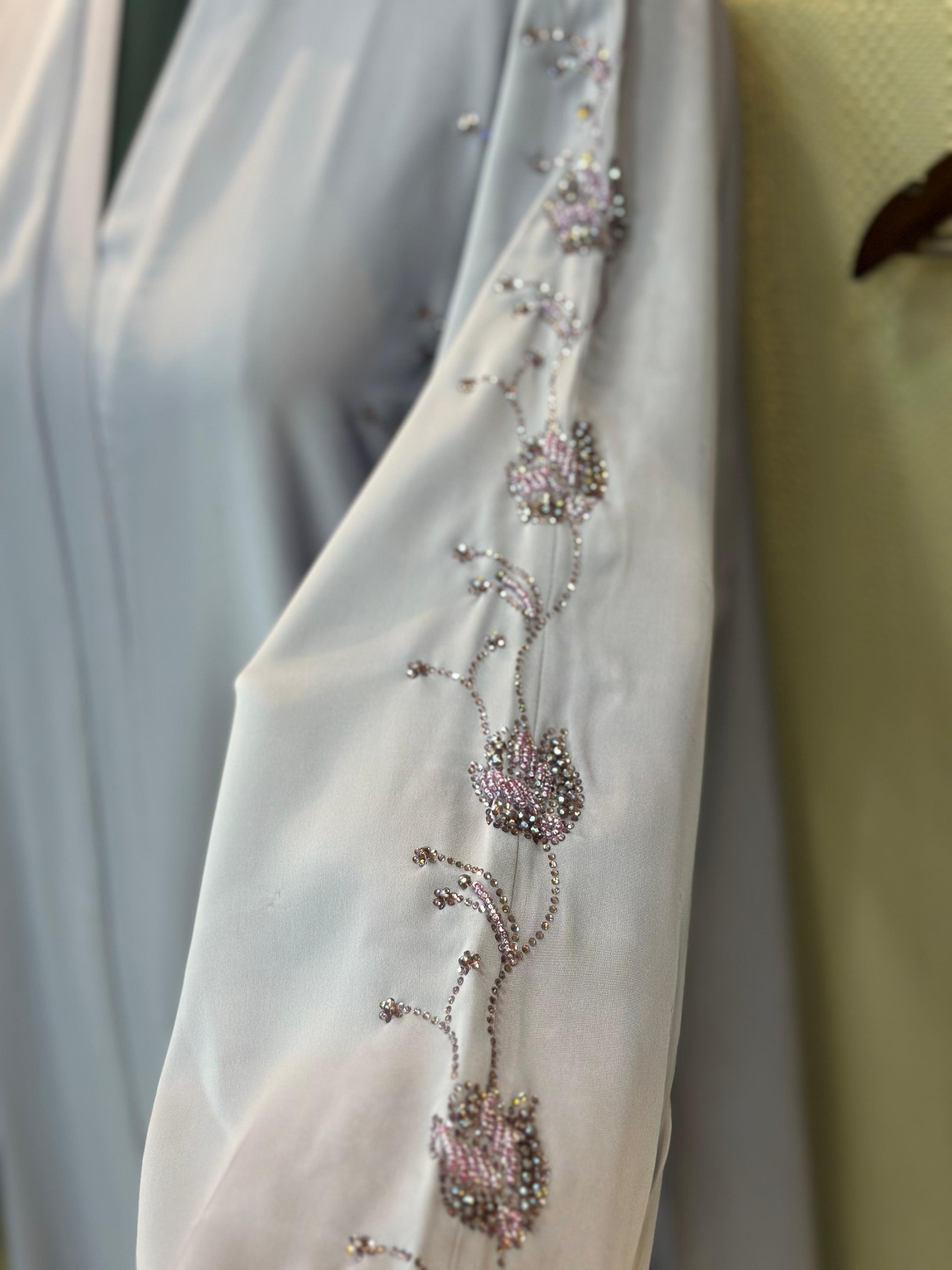 650 The Premium Abaya - Light Taupe