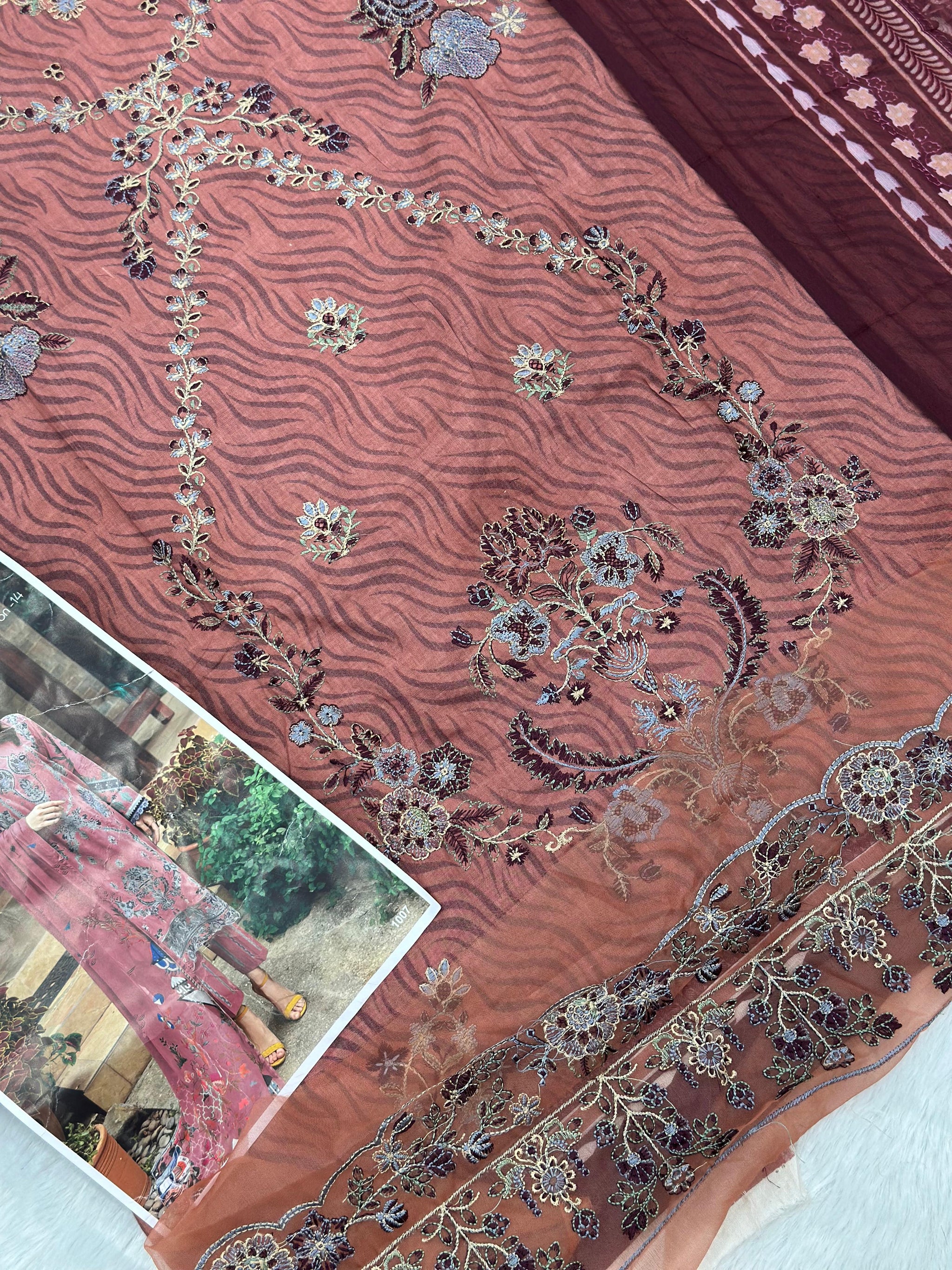 969 Unstitched Pakistani Embroidered Suit