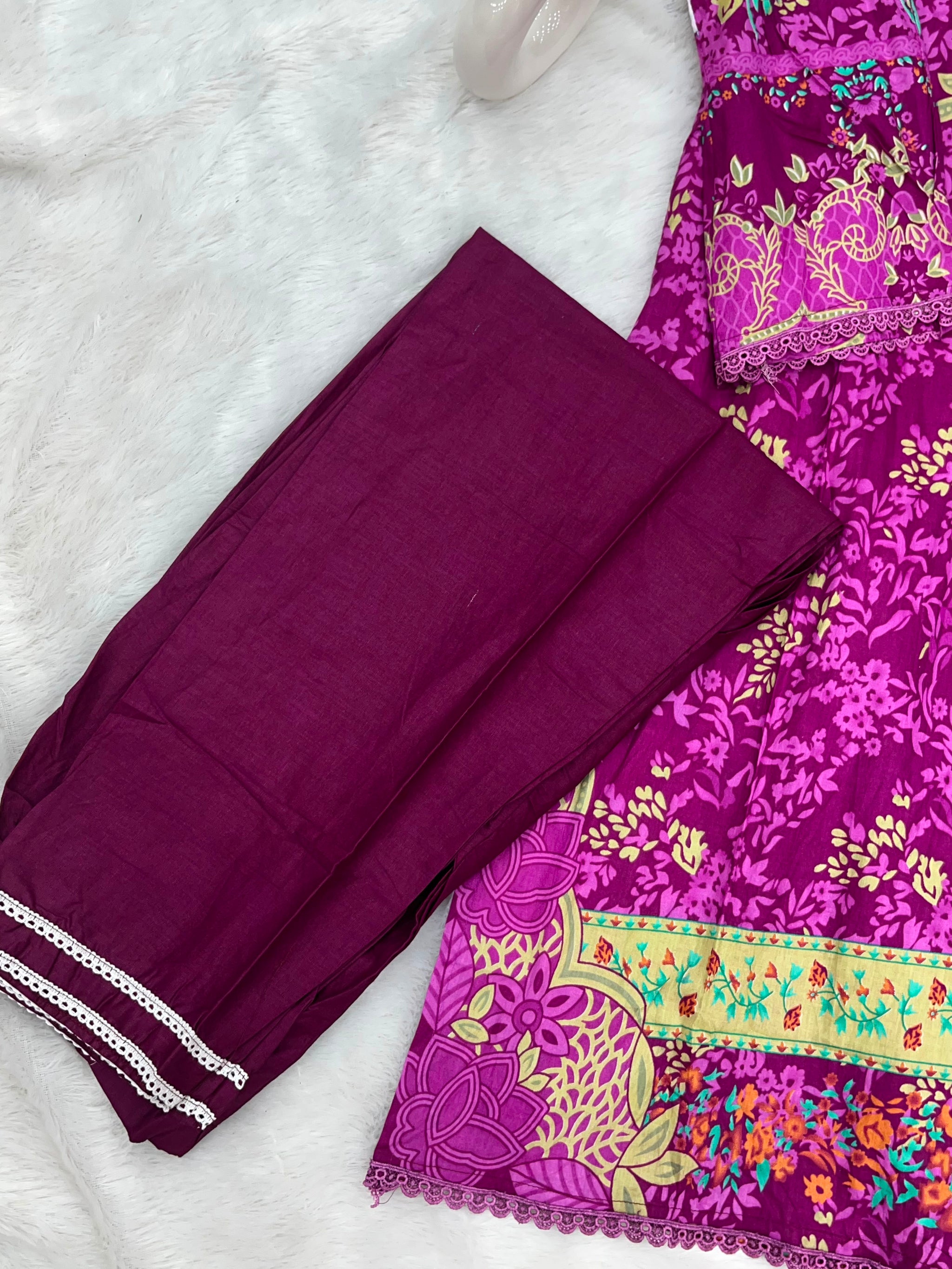 1323 Pakistani Printed Suit