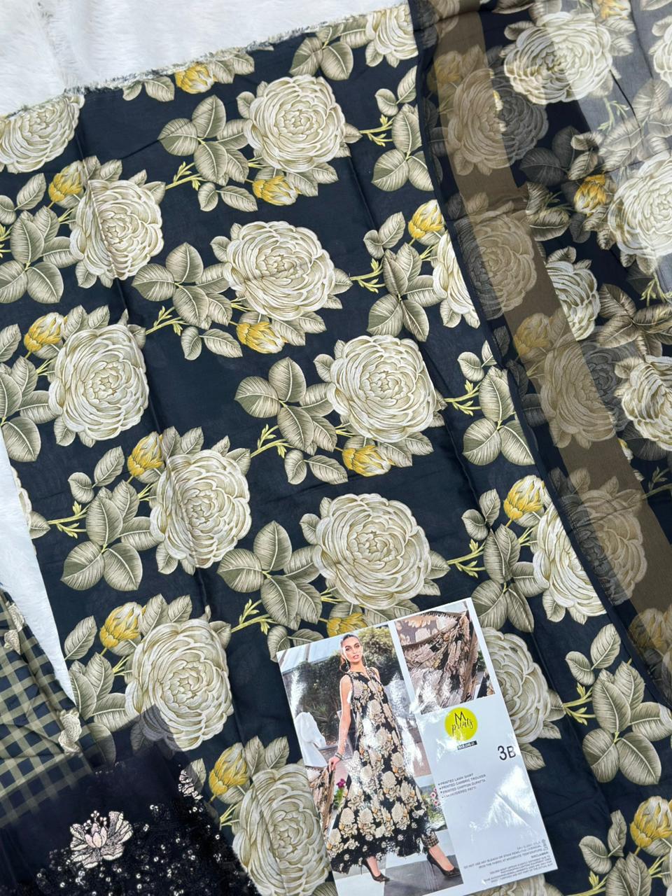 882Unstitched OG Maria.B Mprints 3pc lawn suit
