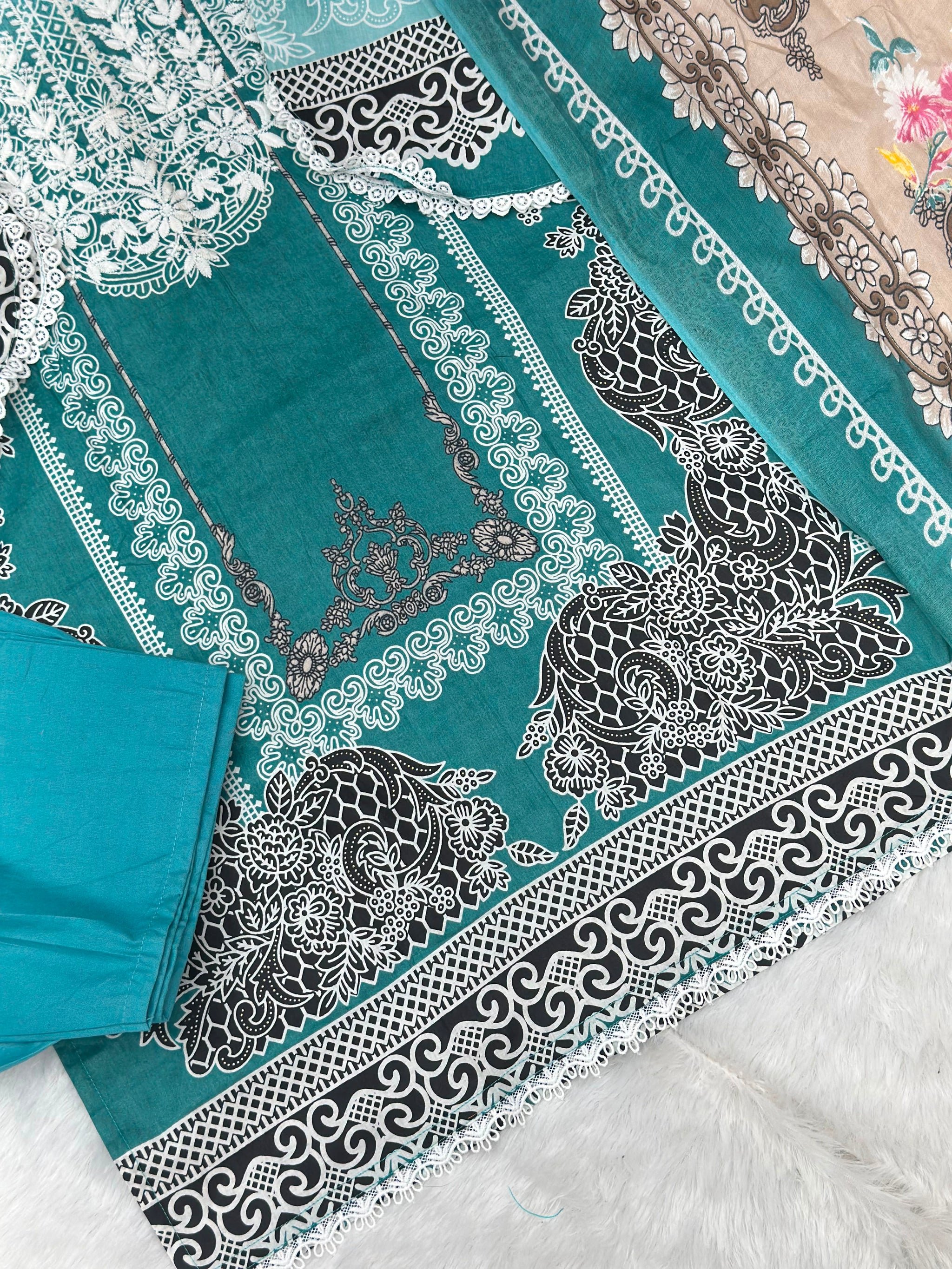 952 Pakistani Embroidered Suit