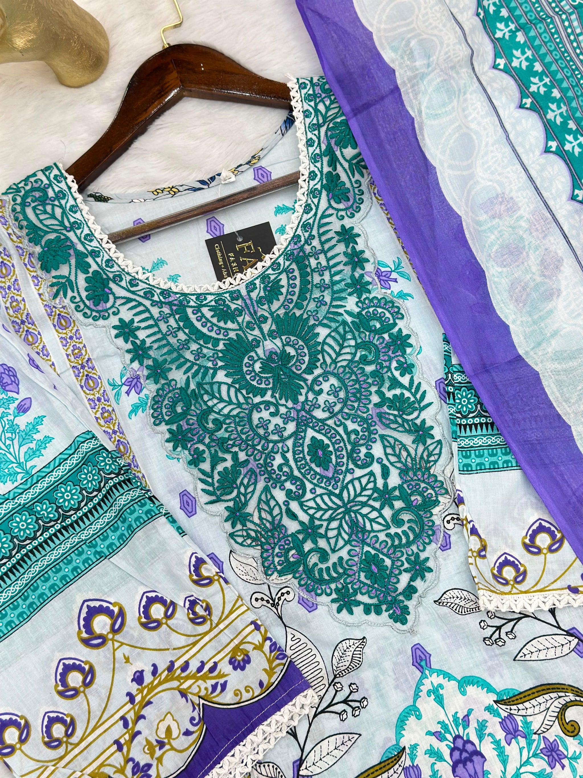 721 Pakistani Heavy Lawn Suit