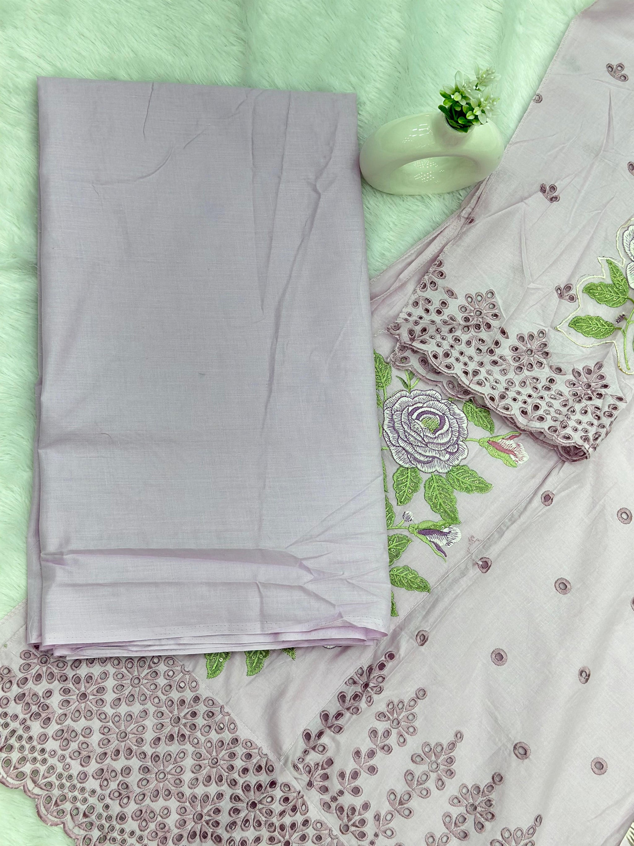 966 Unstitched Pakistani Embroidered Suit
