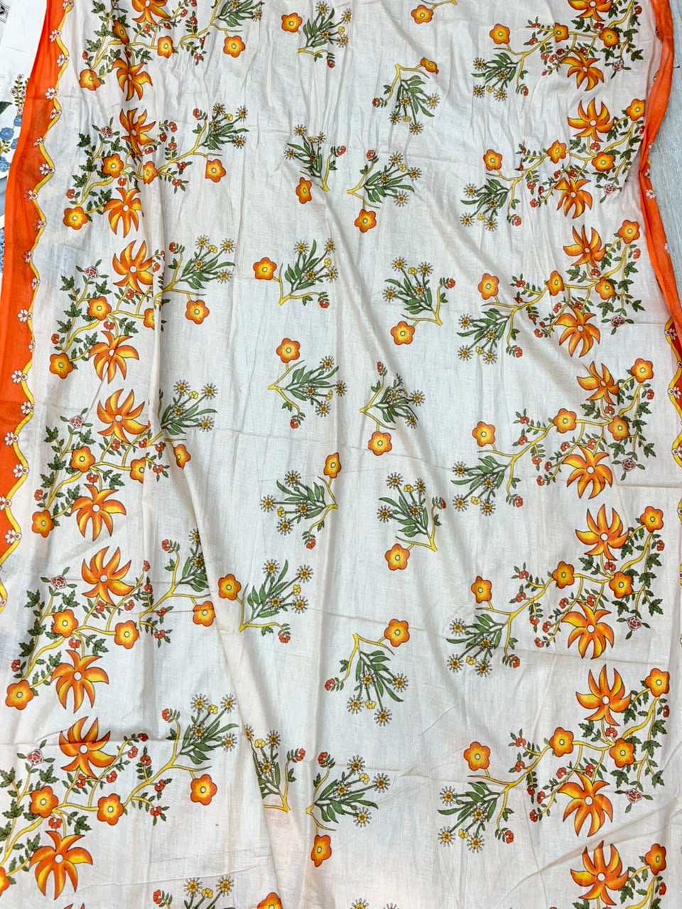 1502 Pakistani Embroidered Suit