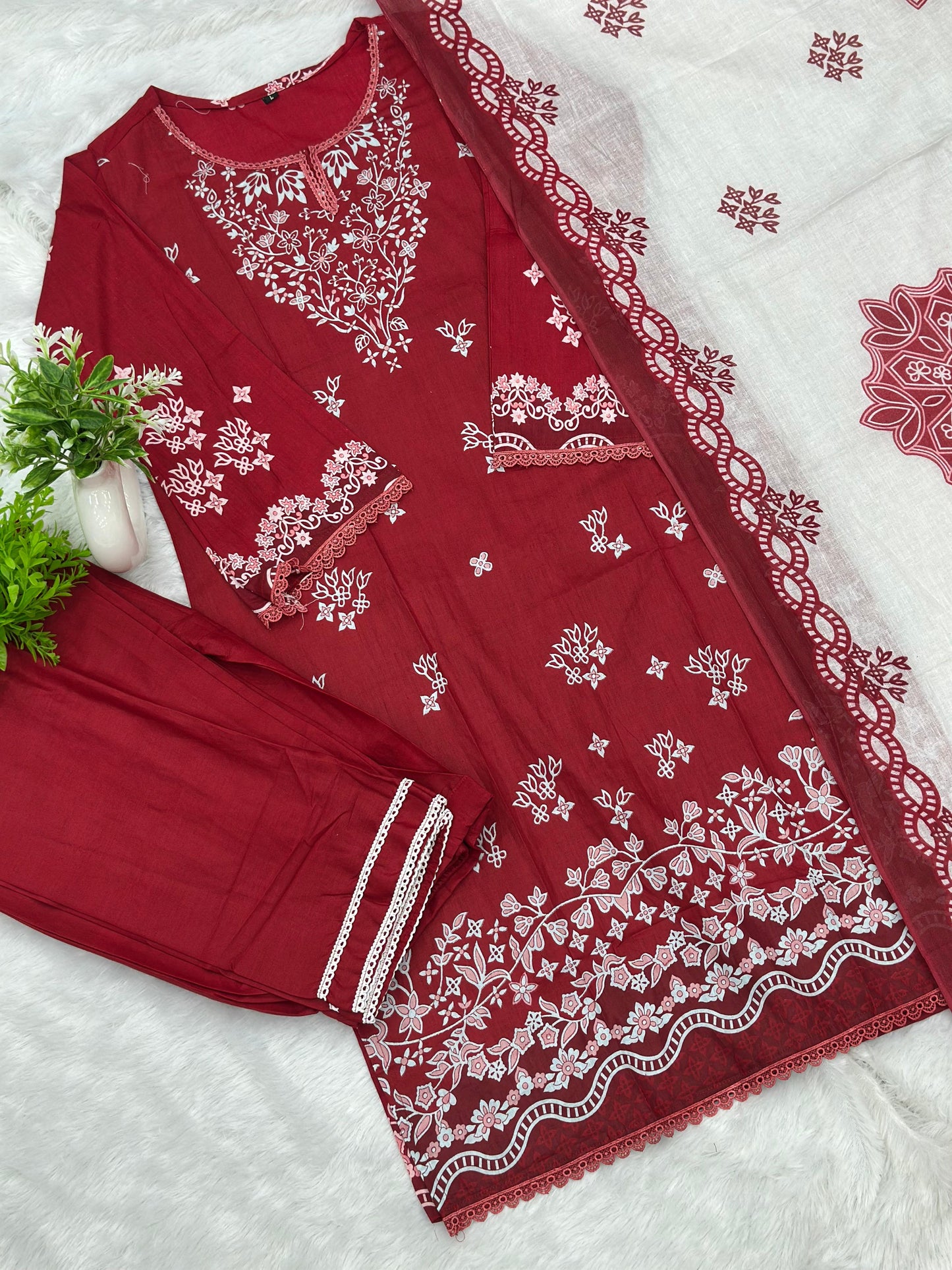 1070 Pakistani Printed Suit
