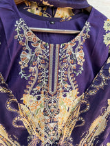 1105 Pakistani Embroidered Suit