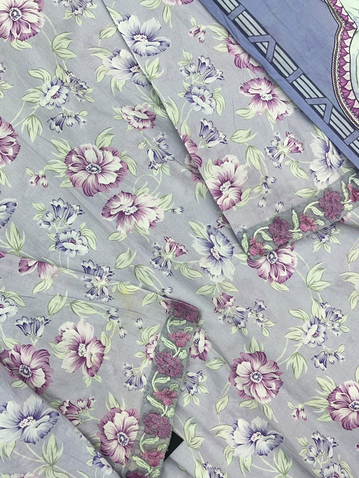 1441 Mausumery Foral Lawn Suit - Lavender