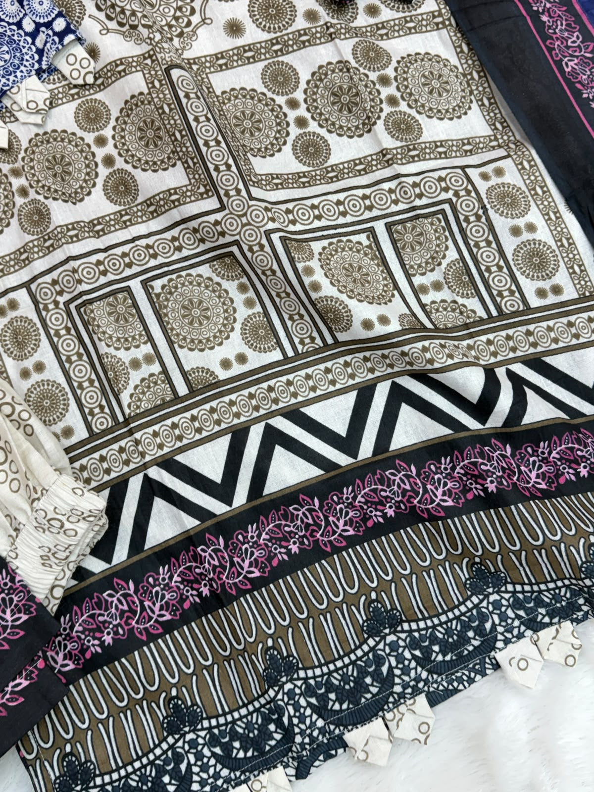 1450 Pakistani Embroidered Suit - Cream