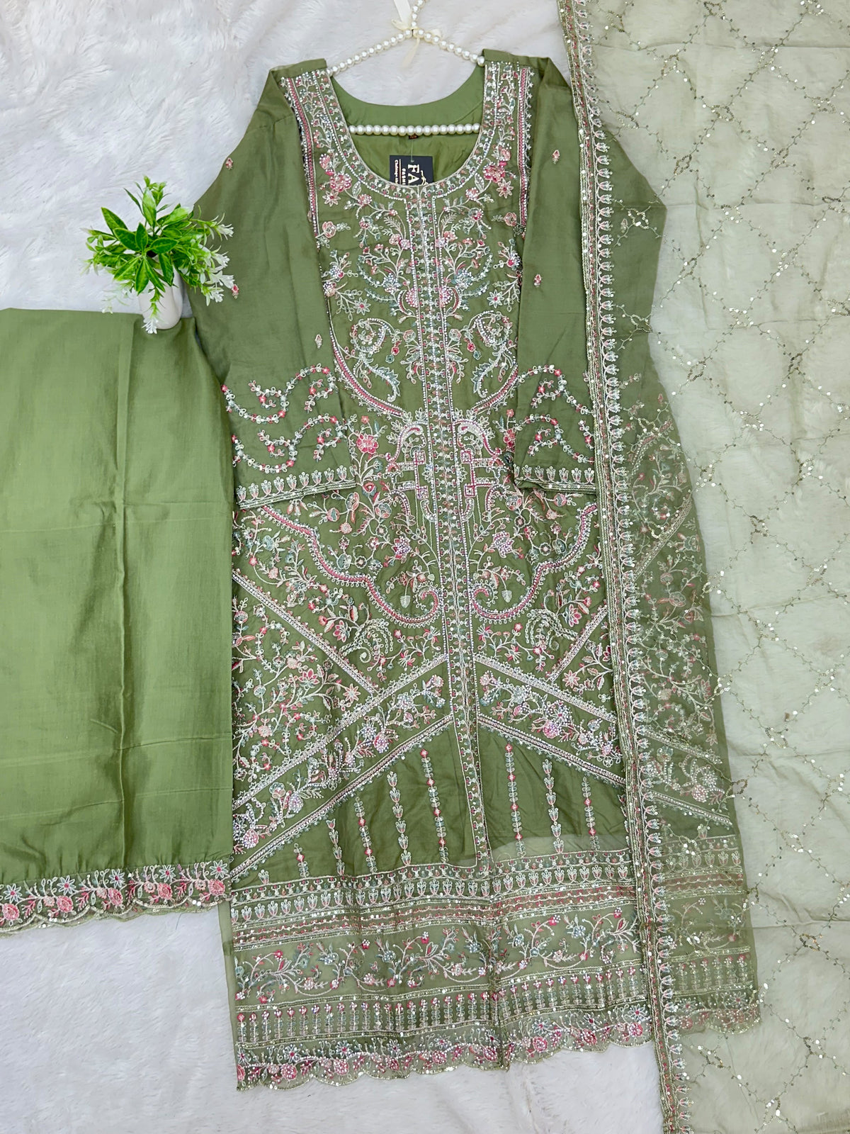 1434 Heavy Pakistani Partywear - Fawn Brown